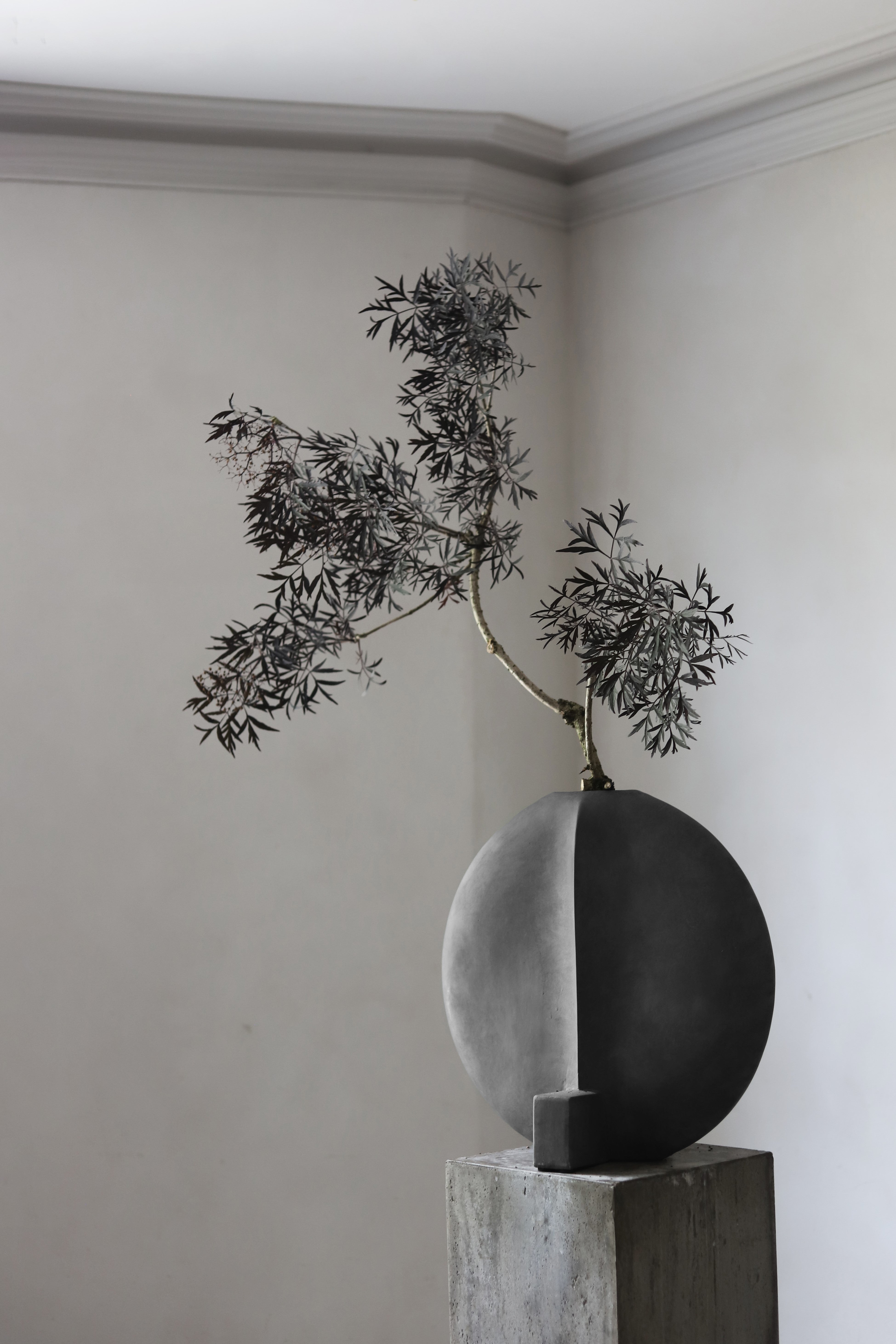 Guggenheim szürke nagy váza