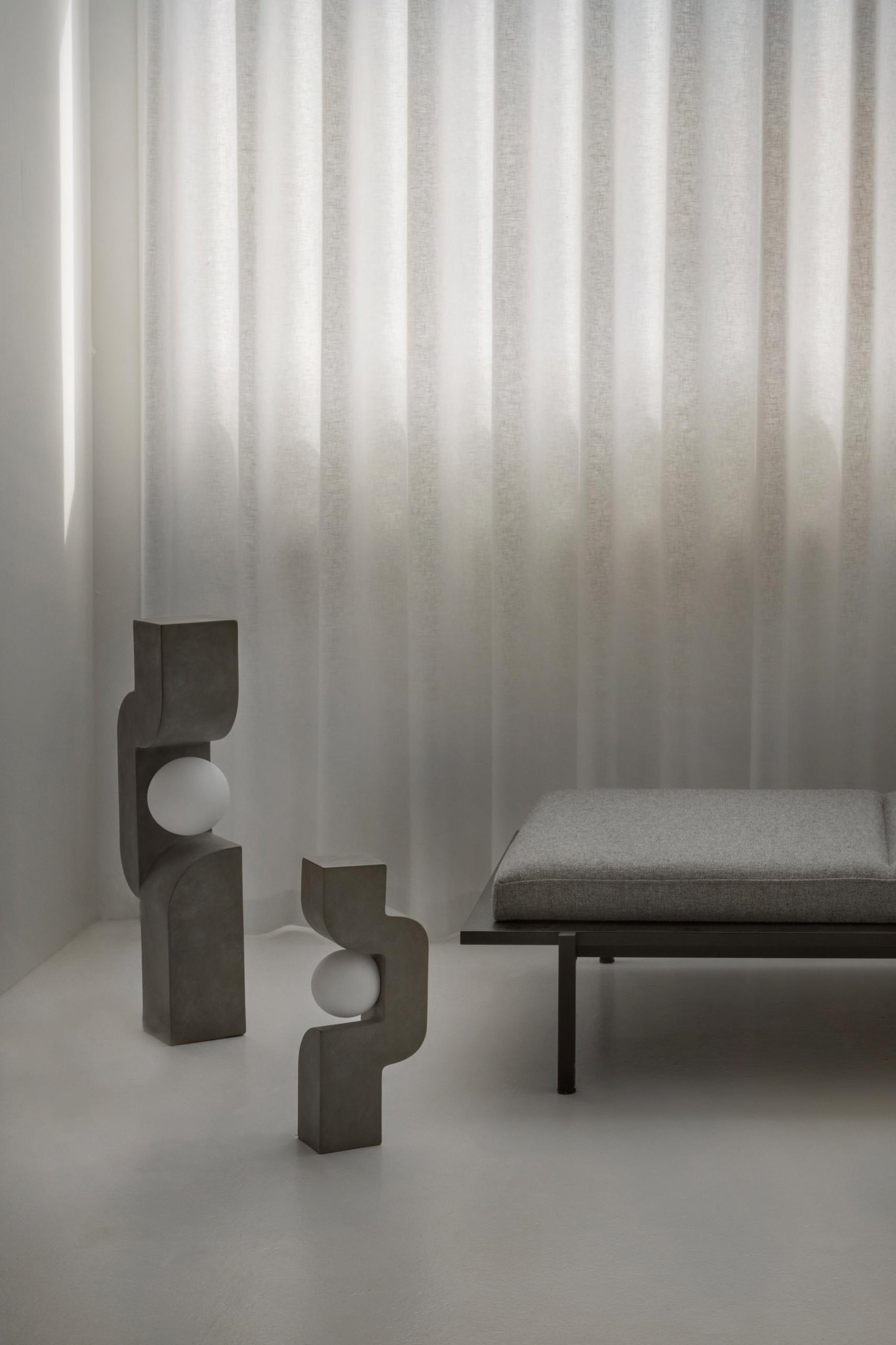 Sitting Man mini lamp