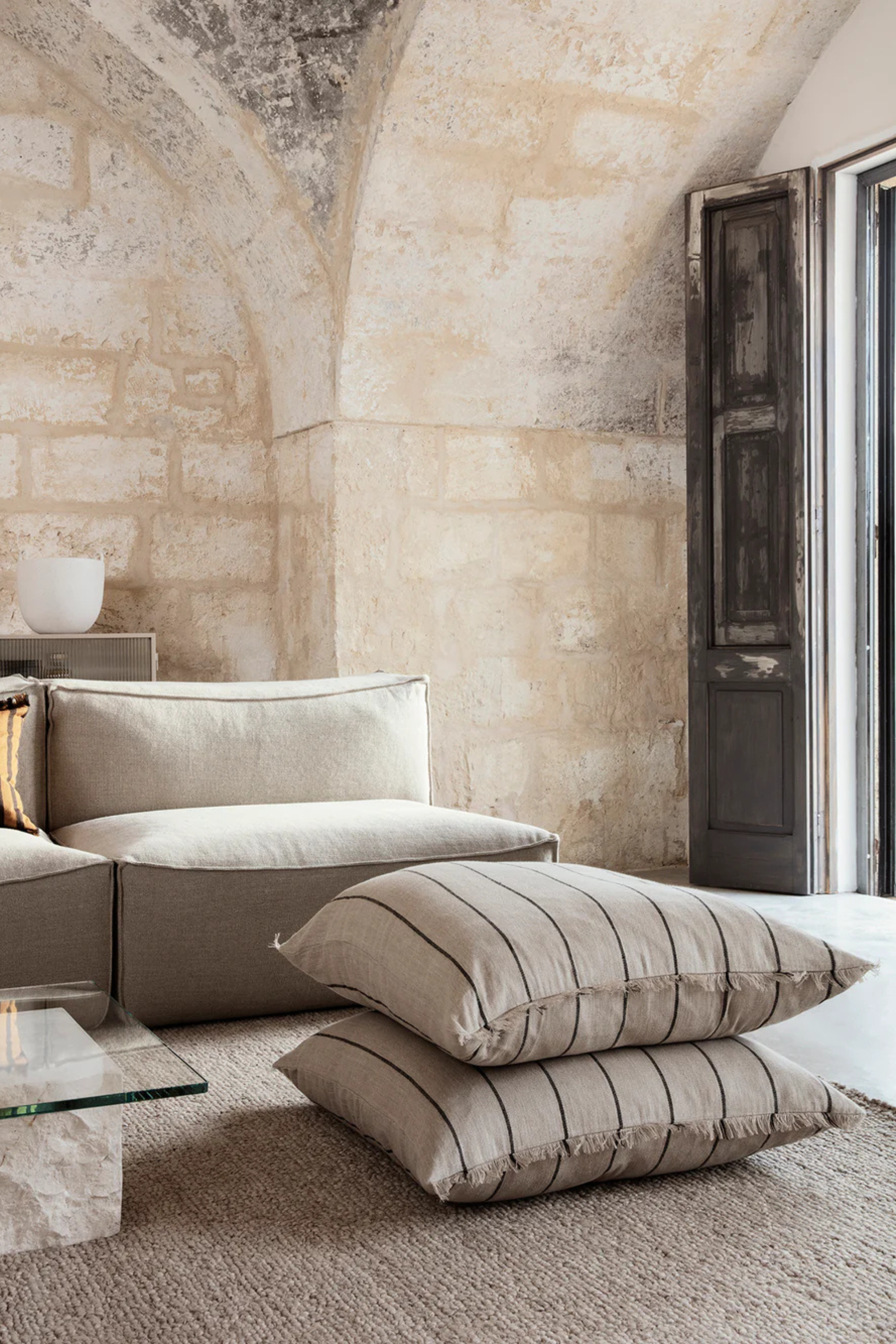 Calm párna, nagy, bézs/fekete