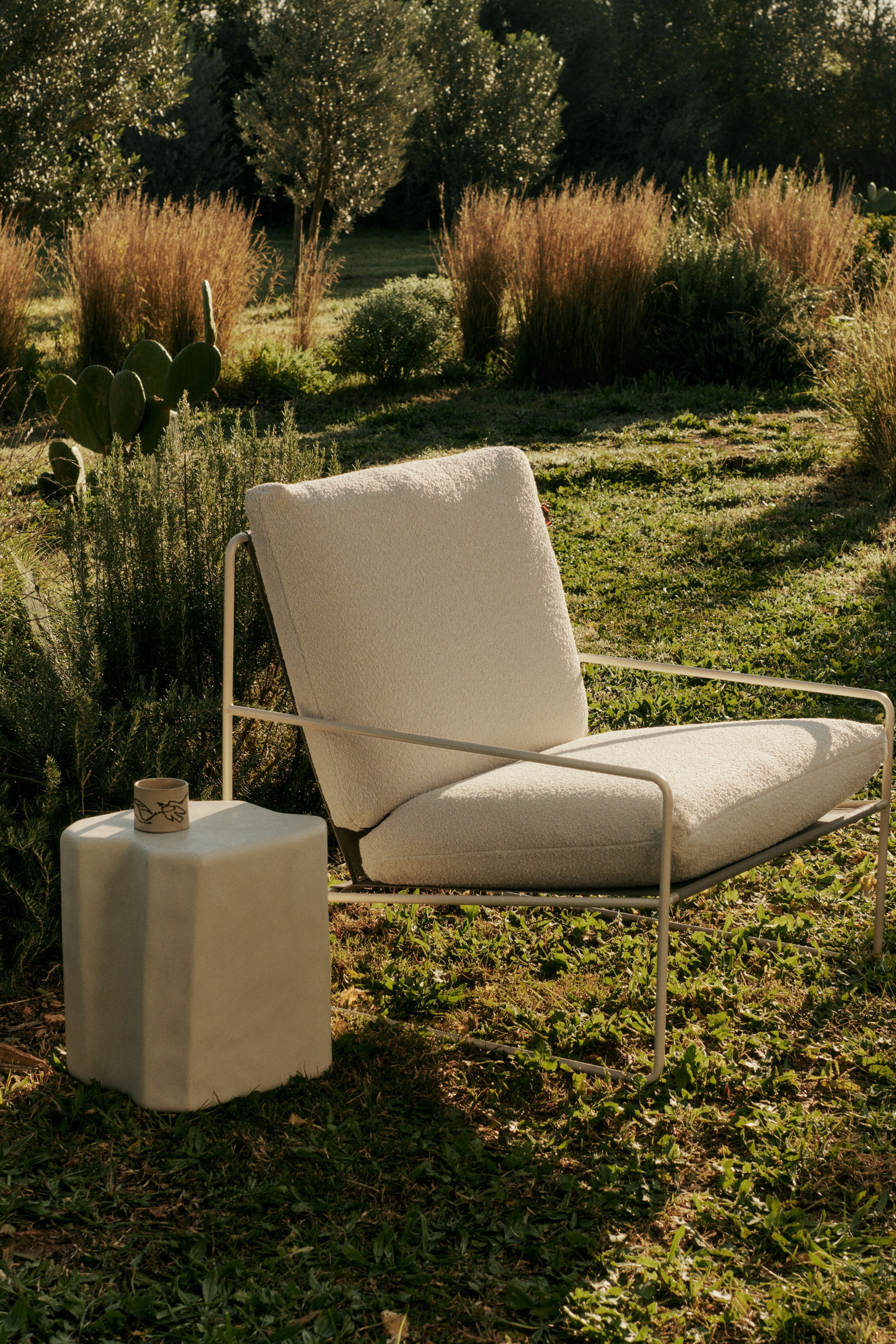 Staffa Stool Ivory