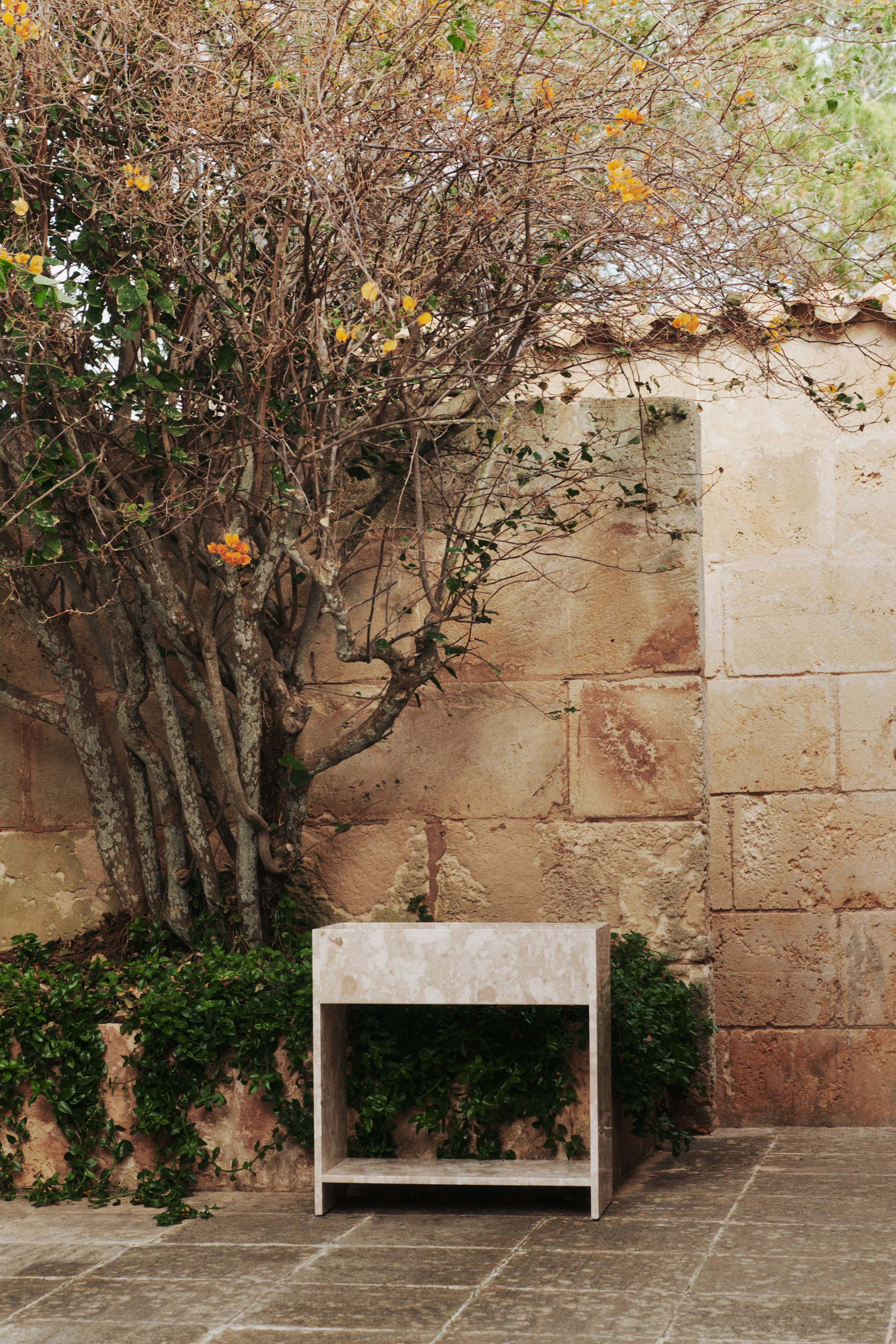 Stone Plant Box with Shelf Sand
