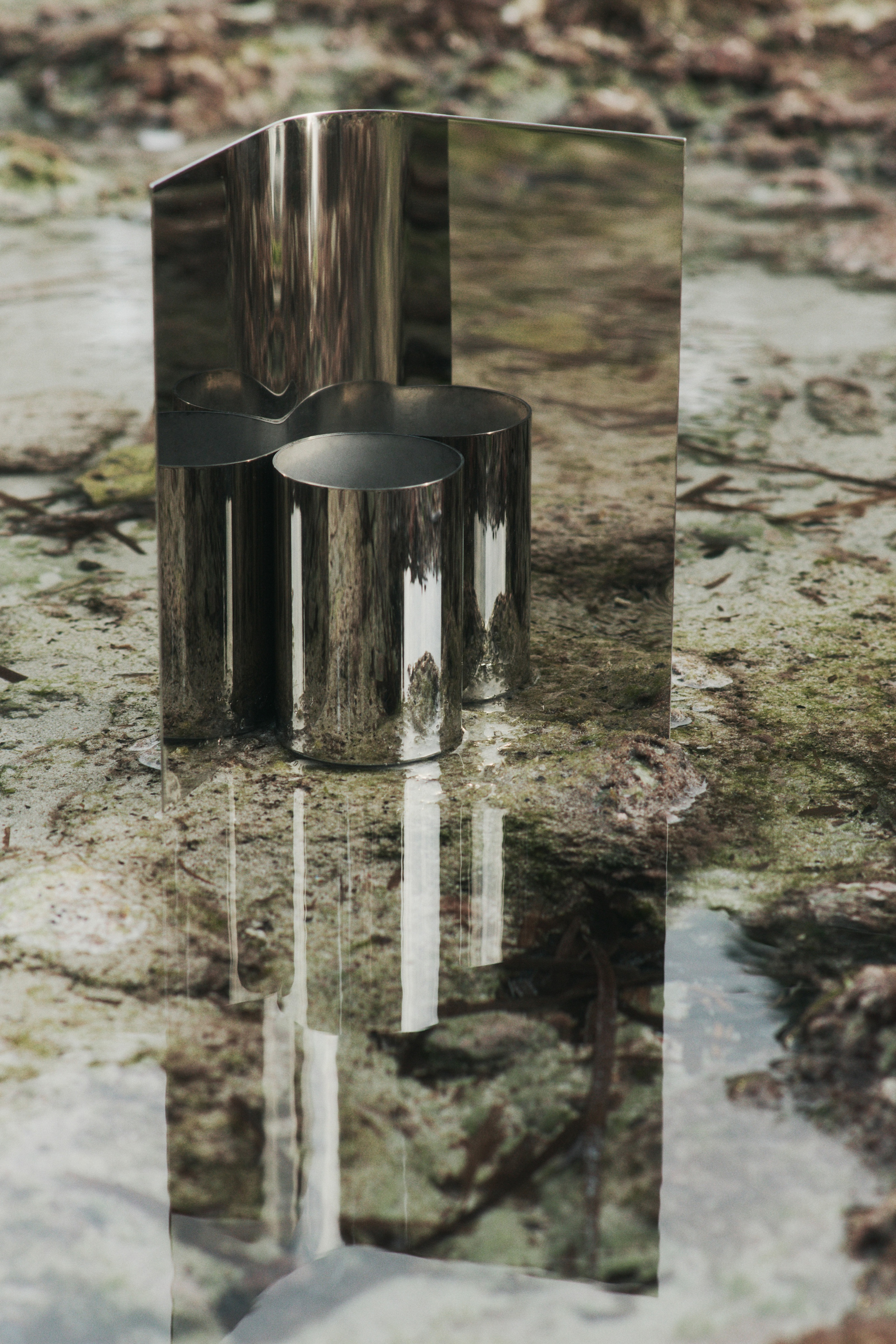 Eddy Vase Mirror Polished