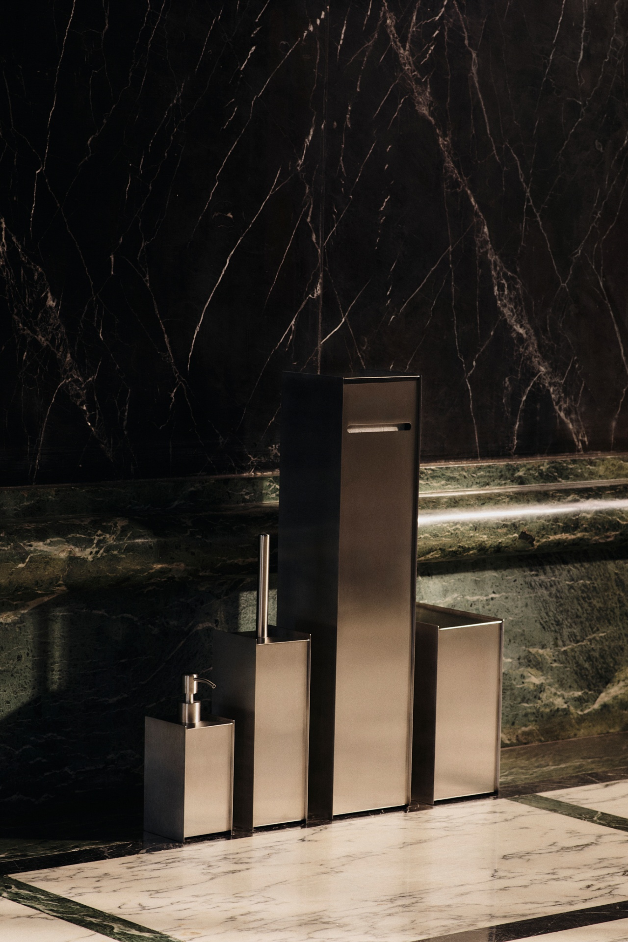 Sama WC-papír adagoló