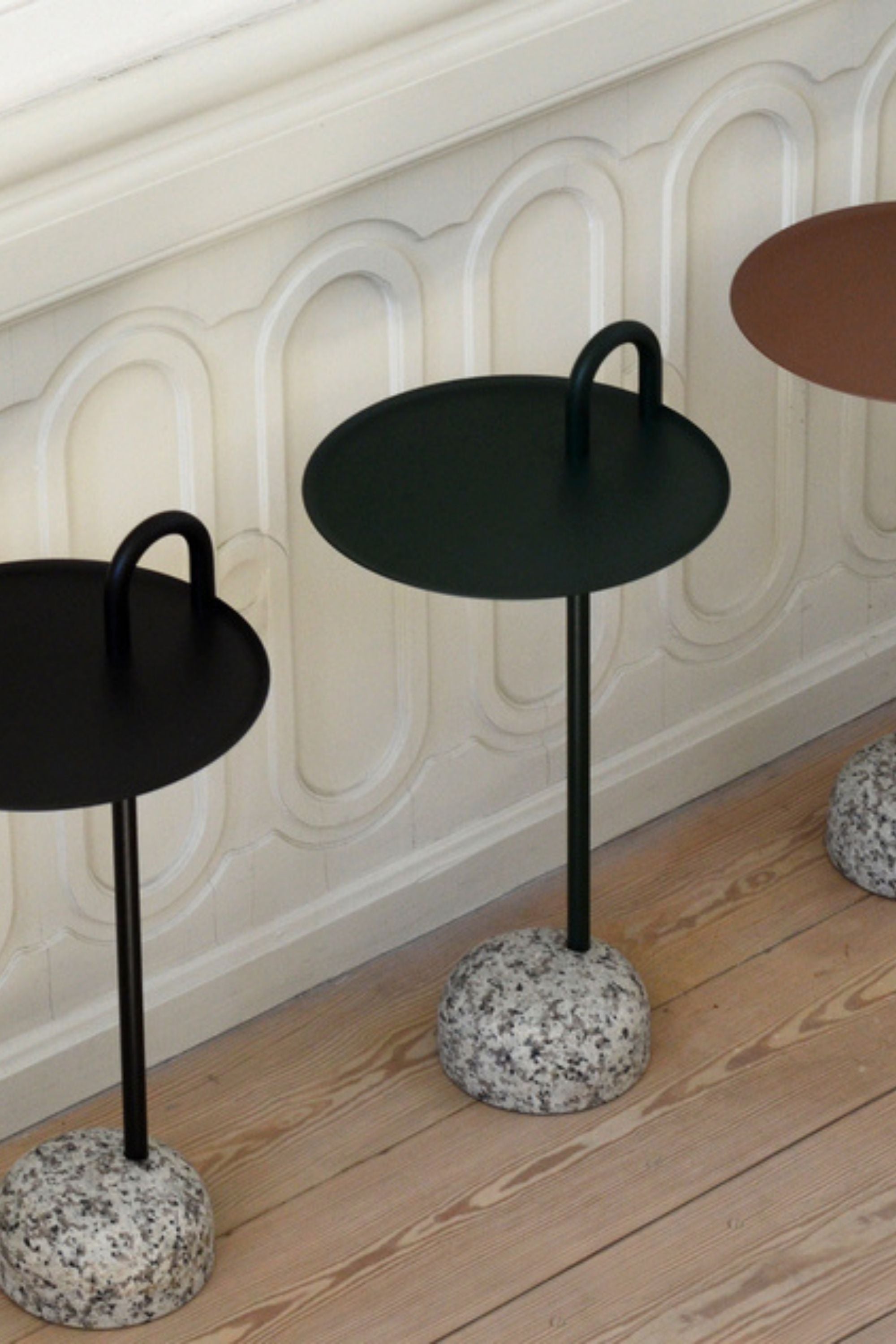 Bowler table, fir green