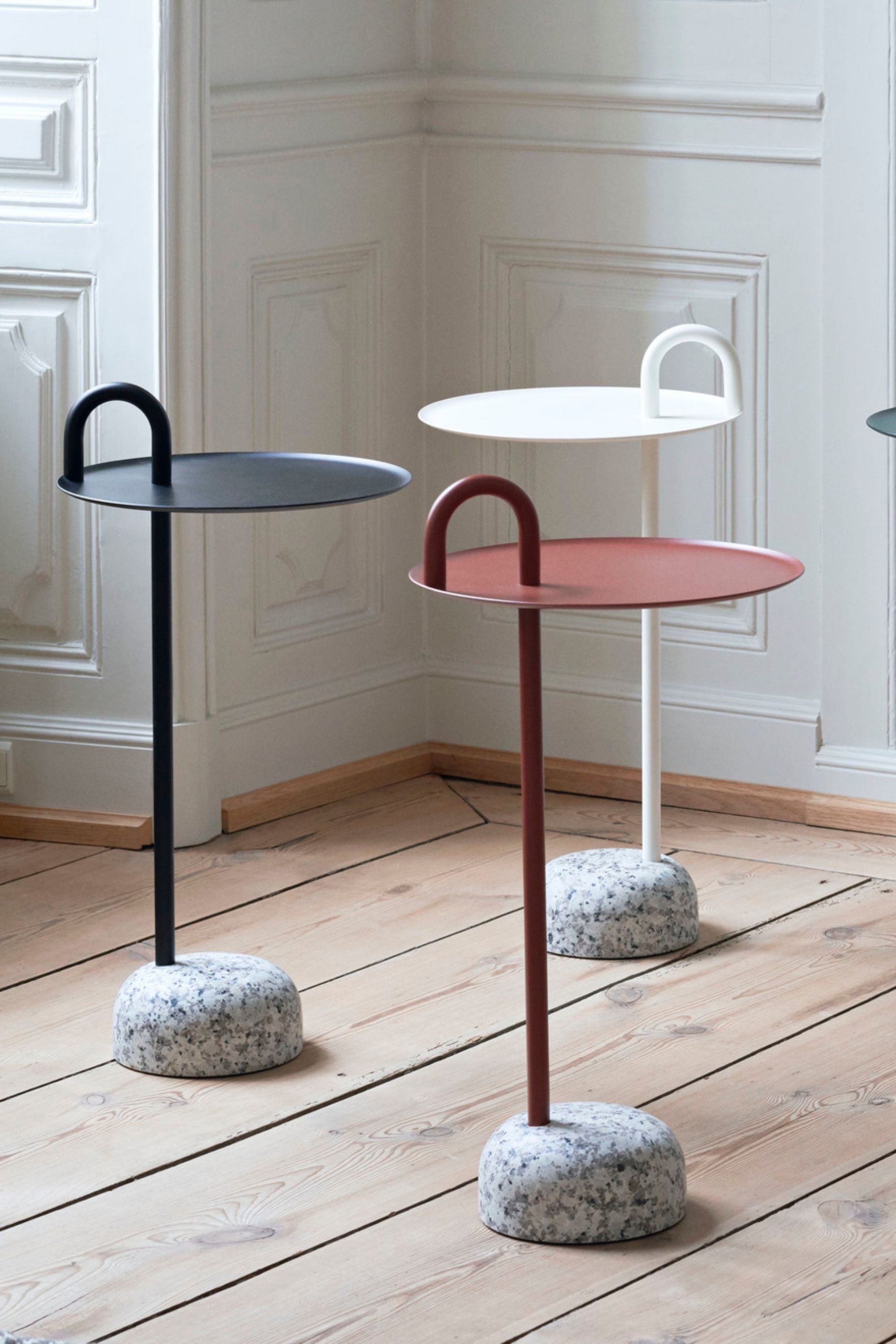 Bowler table, fir green