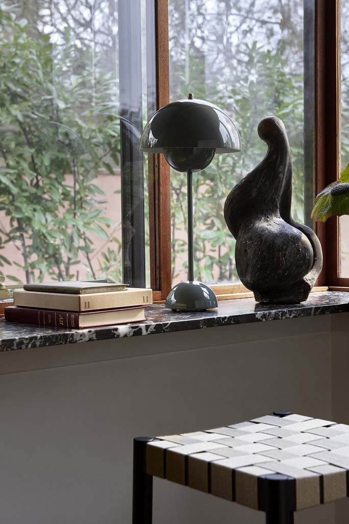 VP3 Flowerpot table lamp, stone blue | &Tradition | Home of Solinfo