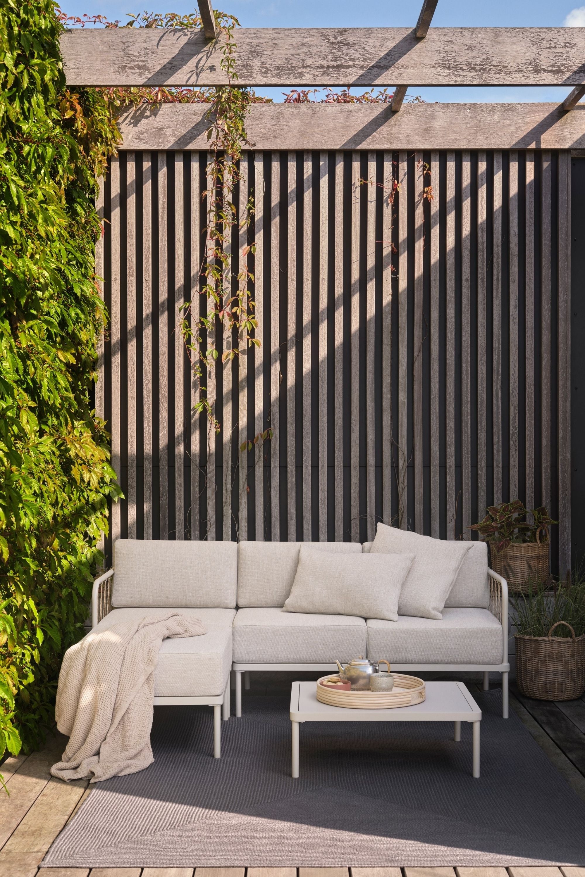 Hadley Outdoor Coffee table 60 x 70 Coral Sand Steel