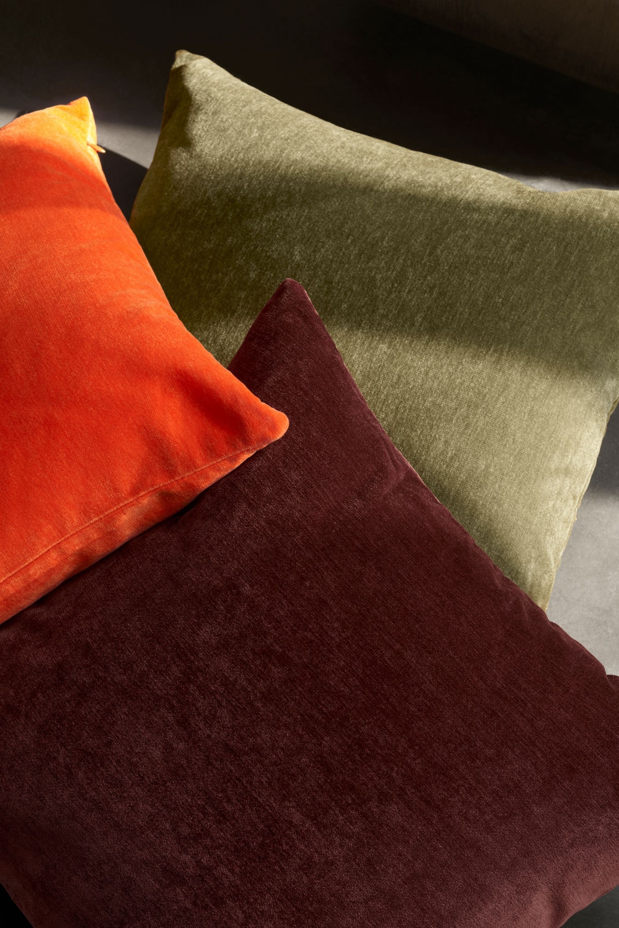 Inez Pillows 50x50 Moss olívazöld