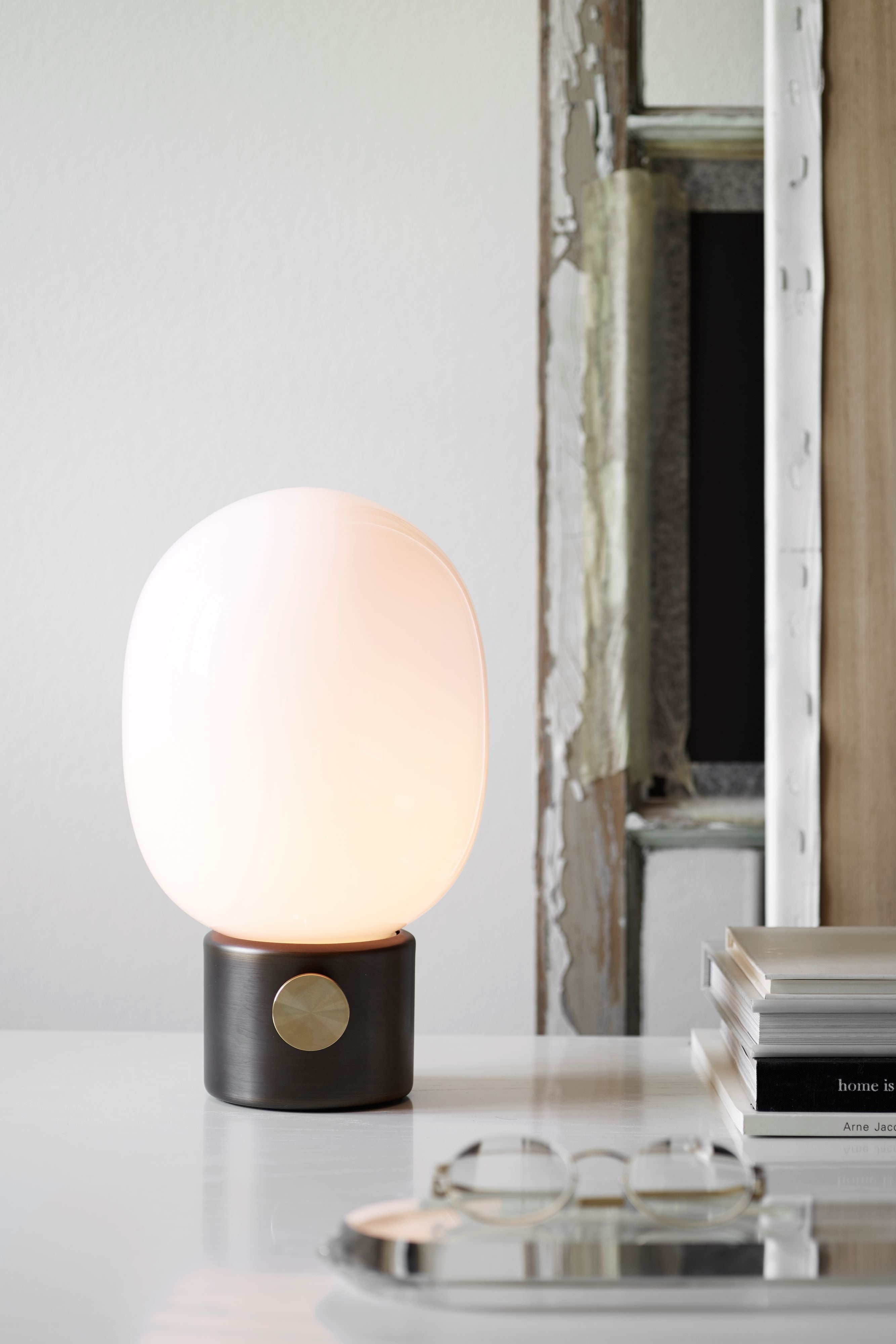 JWDA Table Lamp Portable | Audo Copenhagen | Home of Solinfo