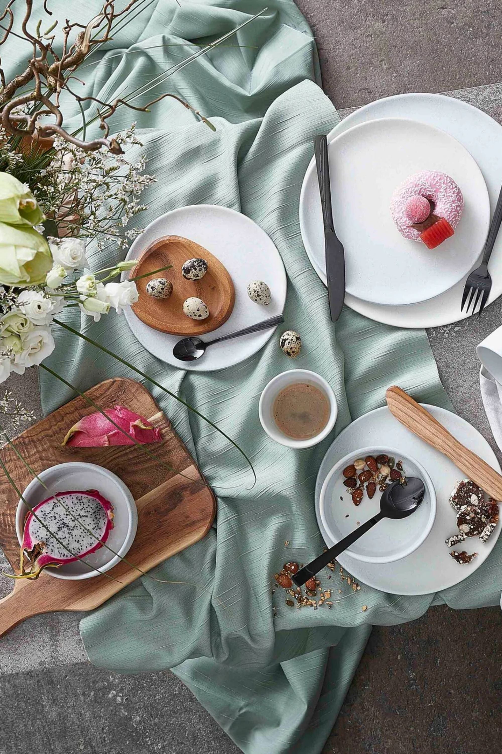 RAW Teak Wood cutting board 32 x 22 cm