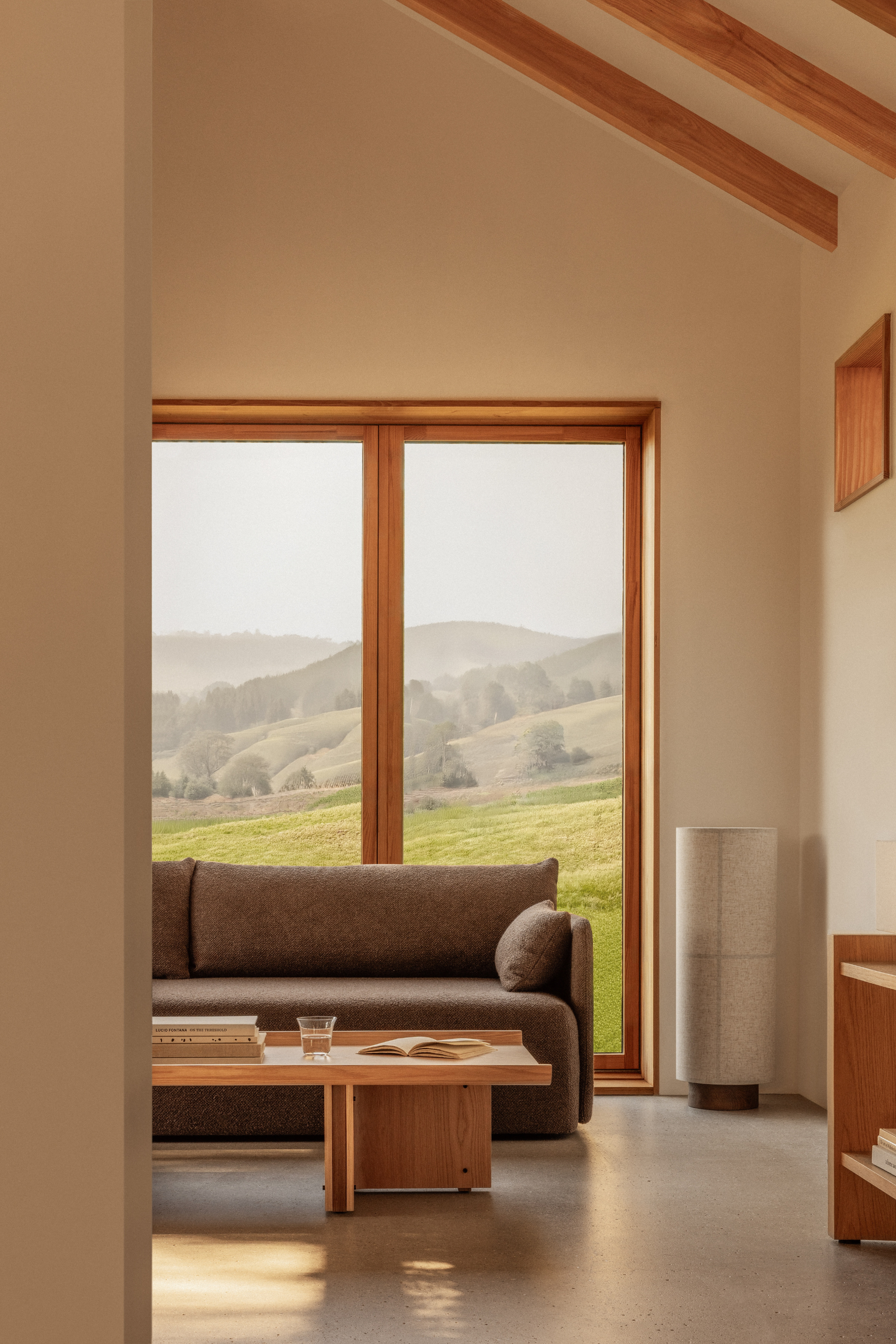 Hashira Floor Lamp