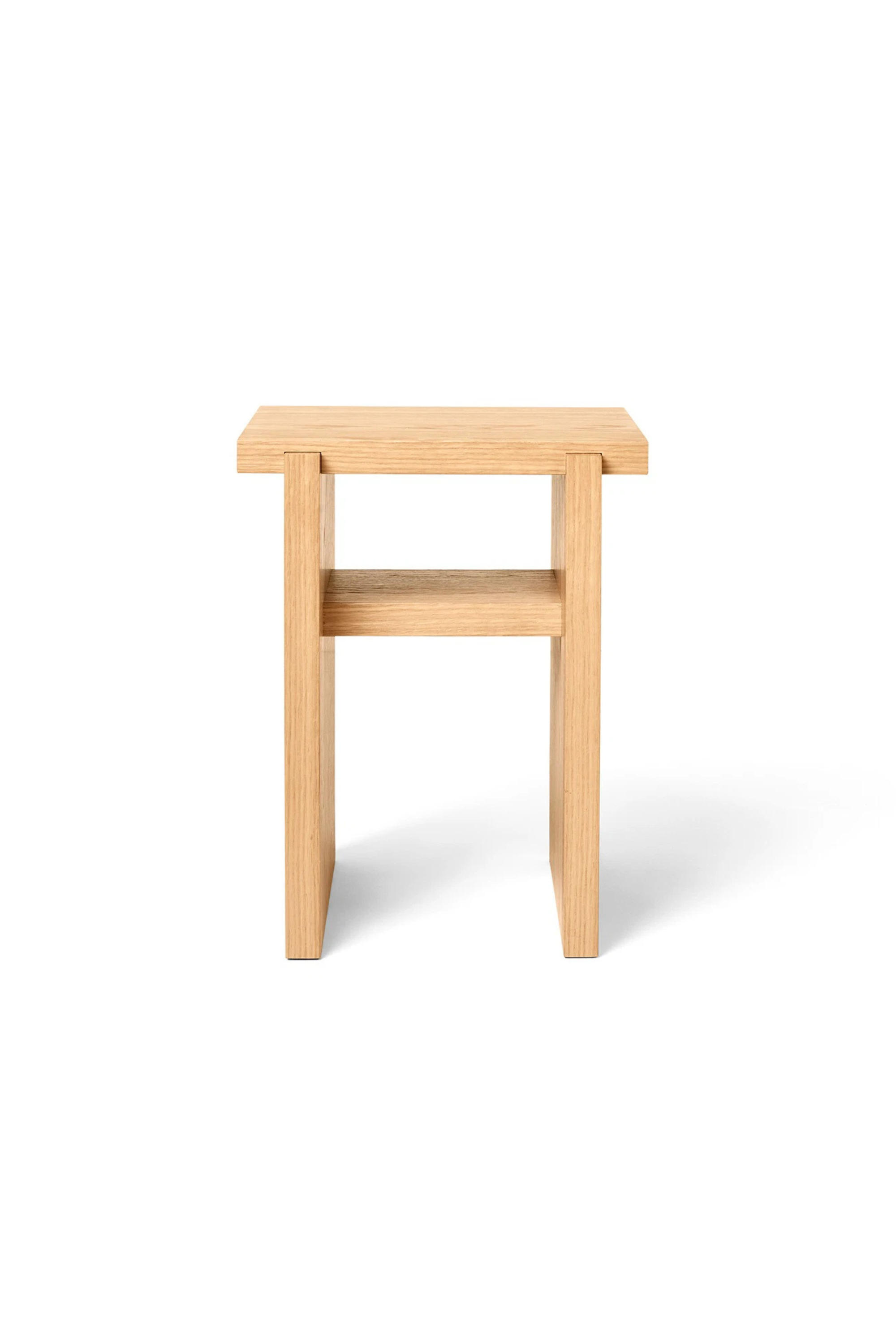 Umika Side table, 35x35 cm Oak