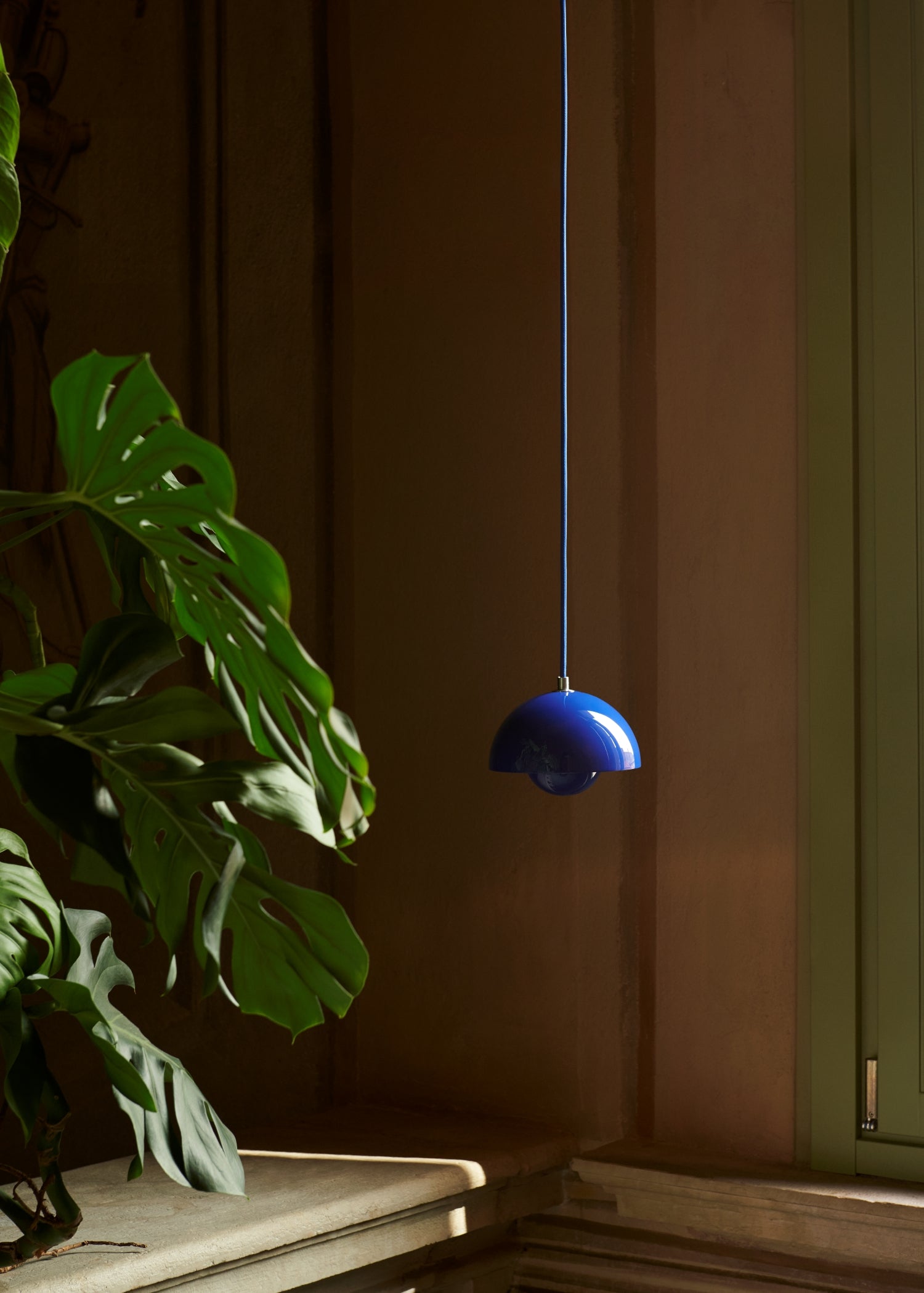 Flowerpot VP10 Kobaltkék függeszték