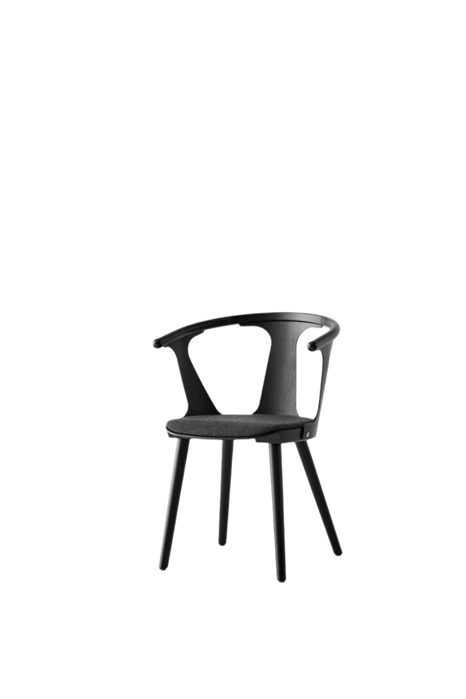In Between SK2 Black Lacquered Oak W. Fiord 191 Chair | &Tradition | Home of Solinfo