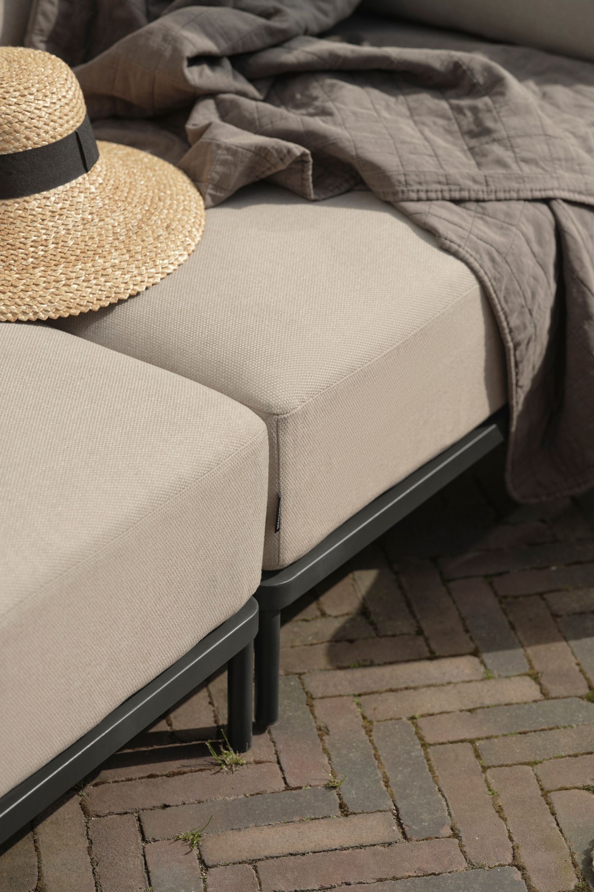 Vincent Outdoor 4-seater chaise left modular sofa Martinique