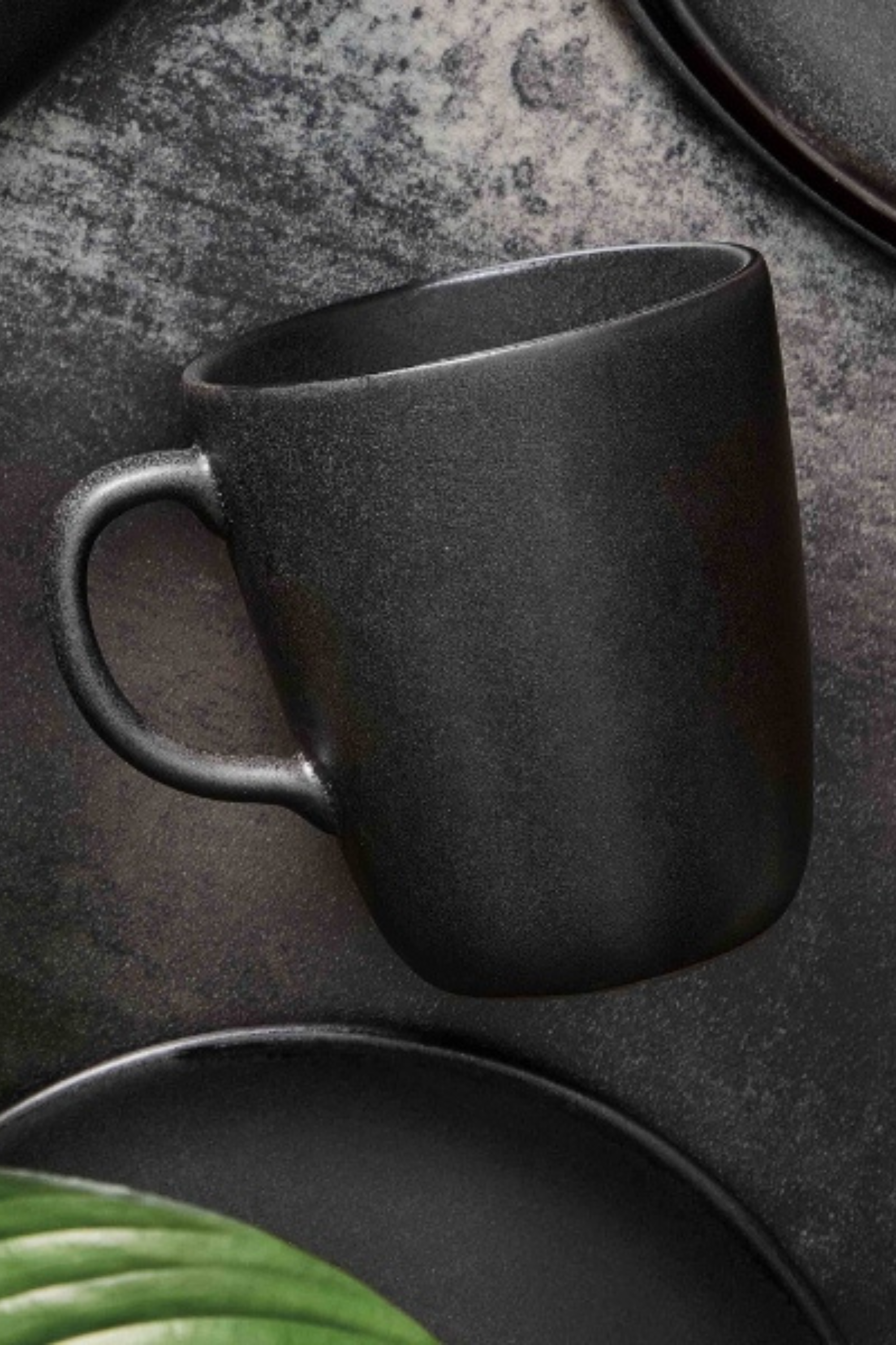 RAW Titanium Black - mug with handle