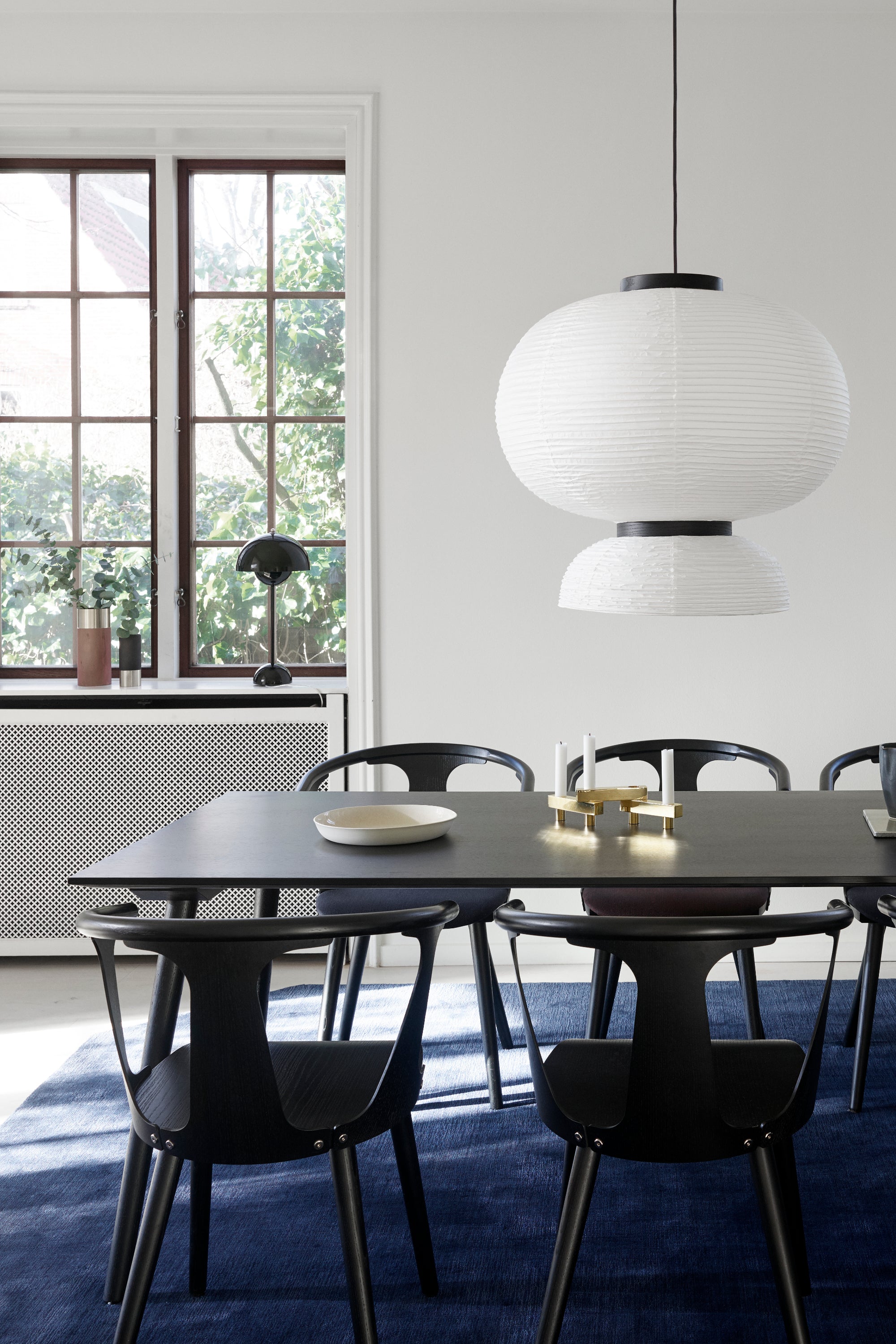 In Between SK2 fekete kárpitozott szék