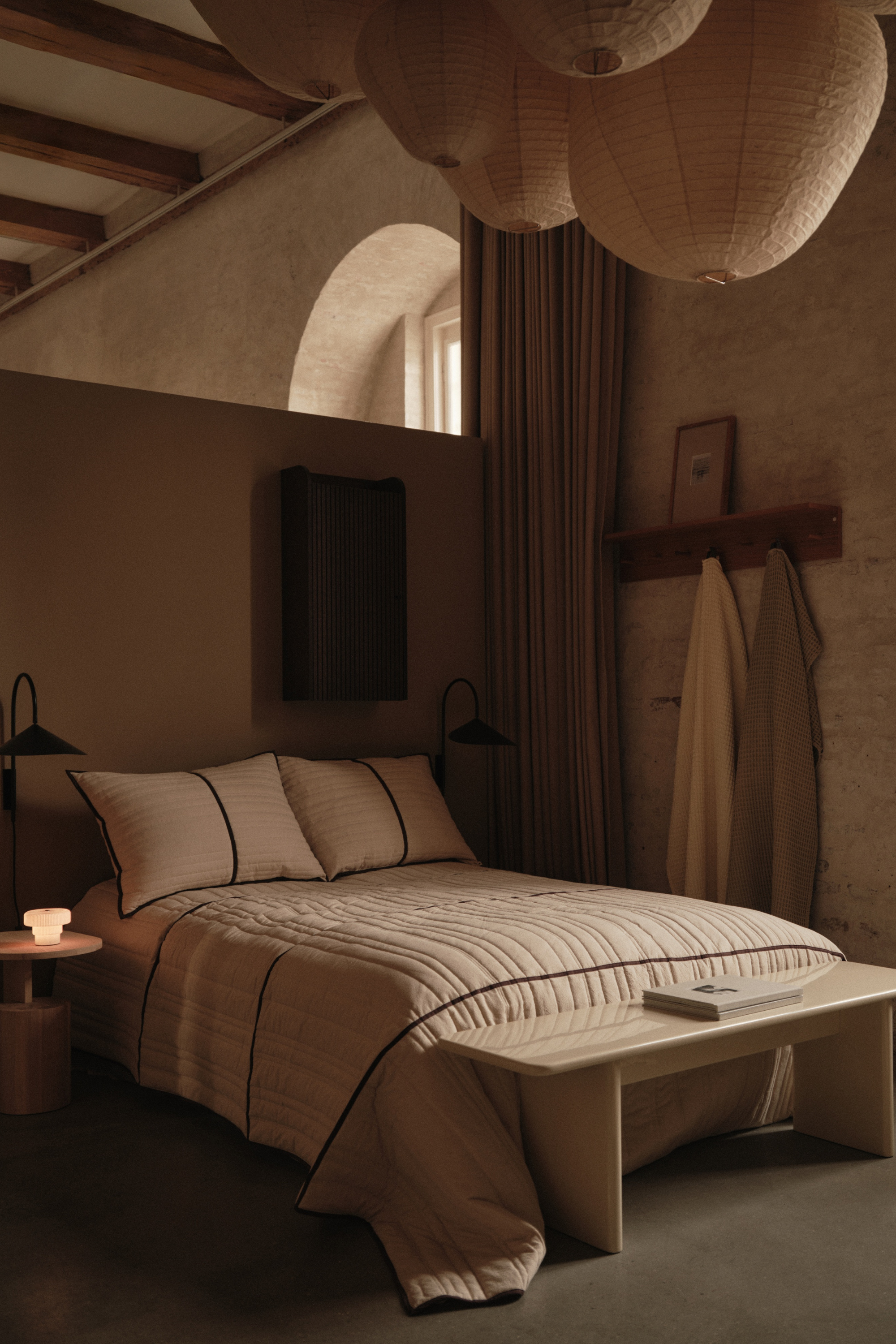 Vari Steppelt ágytakaró, natúr/sötét csokoládé