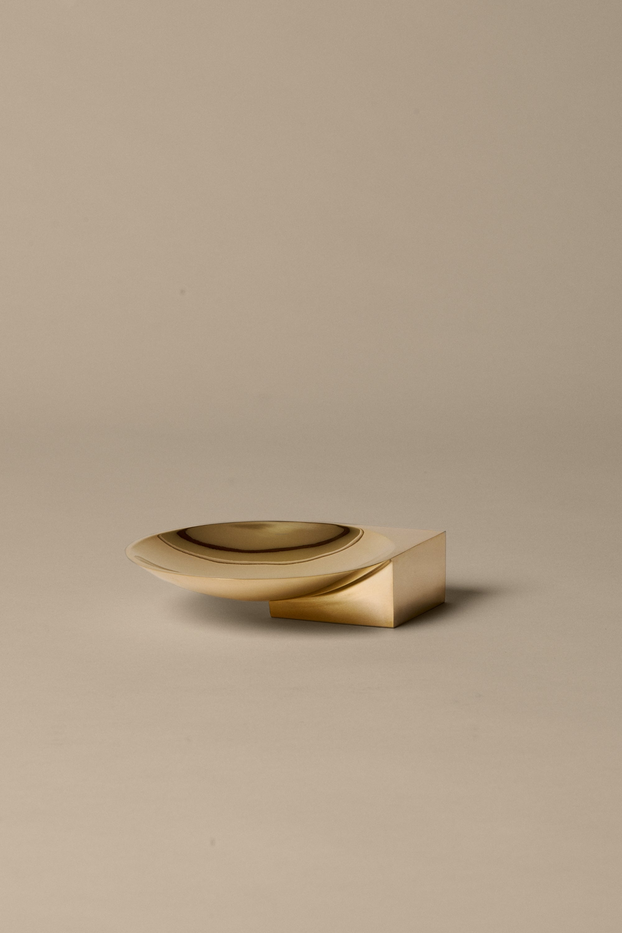 Santany sárgaréz tál