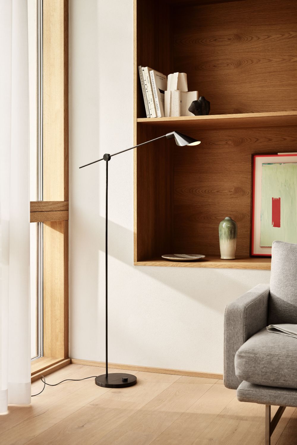 MS Series Floor Lamp Black Steel | Fritz Hansen | Home of Solinfo