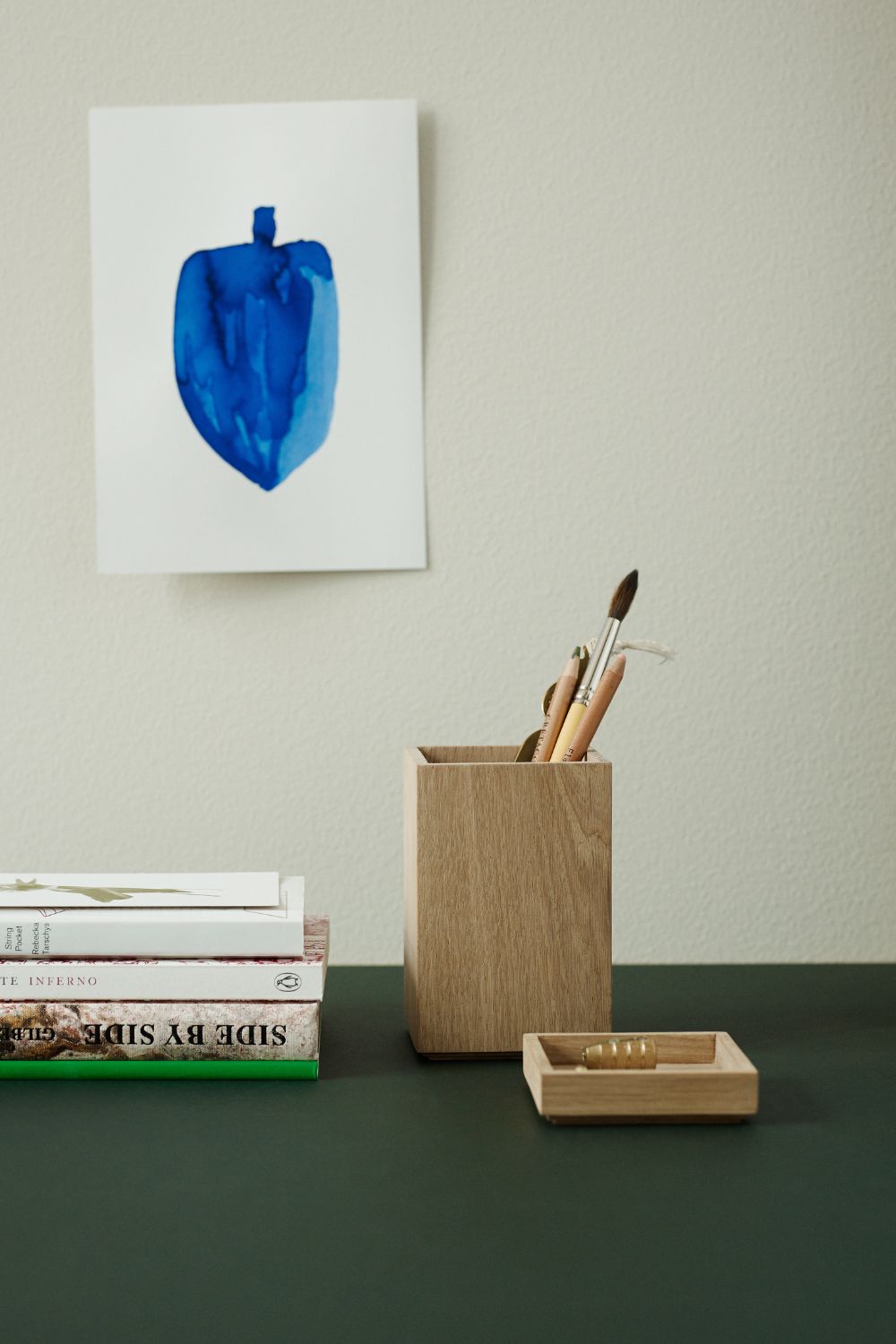 Nomad Pen Holder Oak | Fritz Hansen | Home of Solinfo