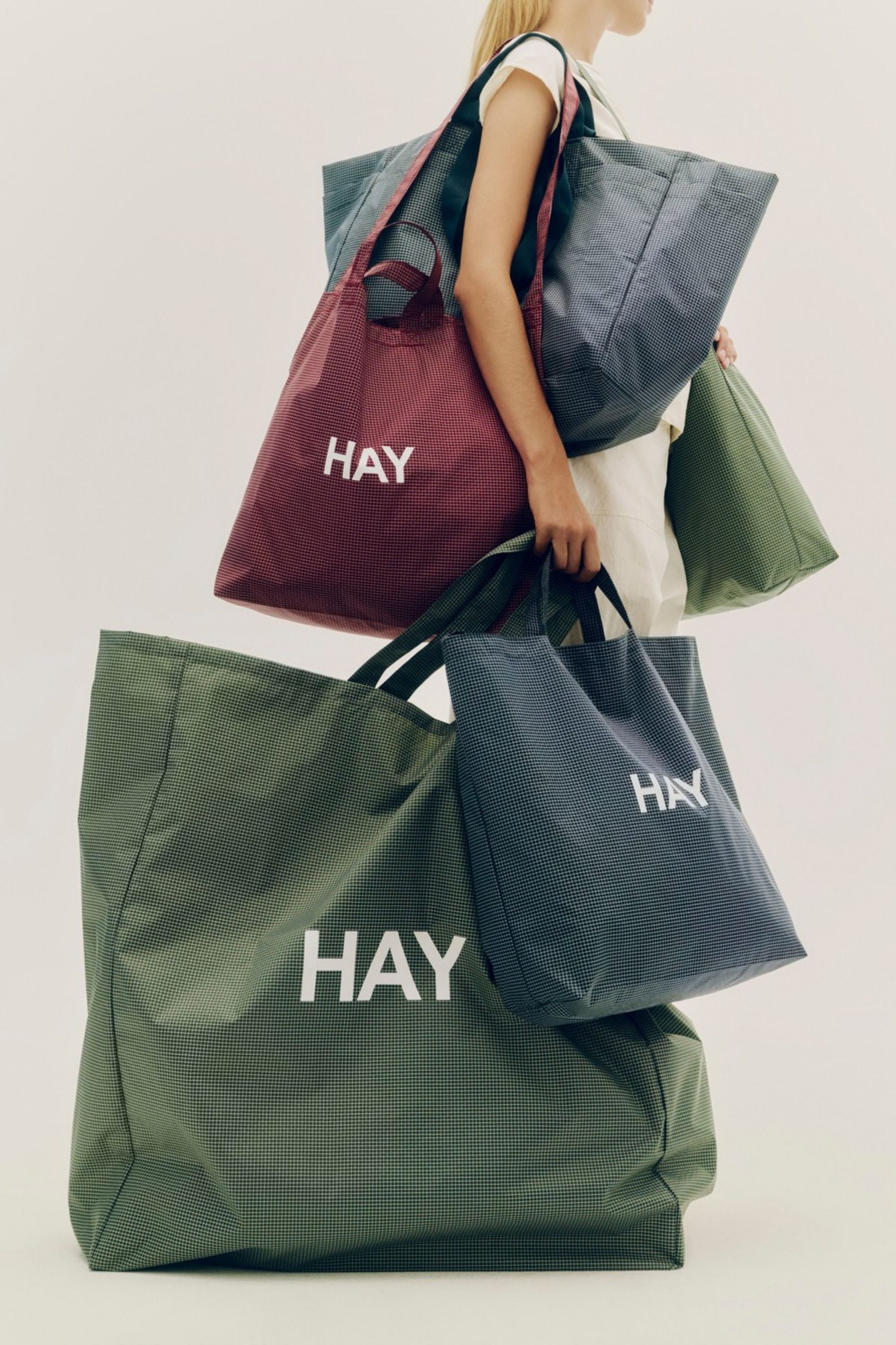 Grid Nesszeszer, M, bordó