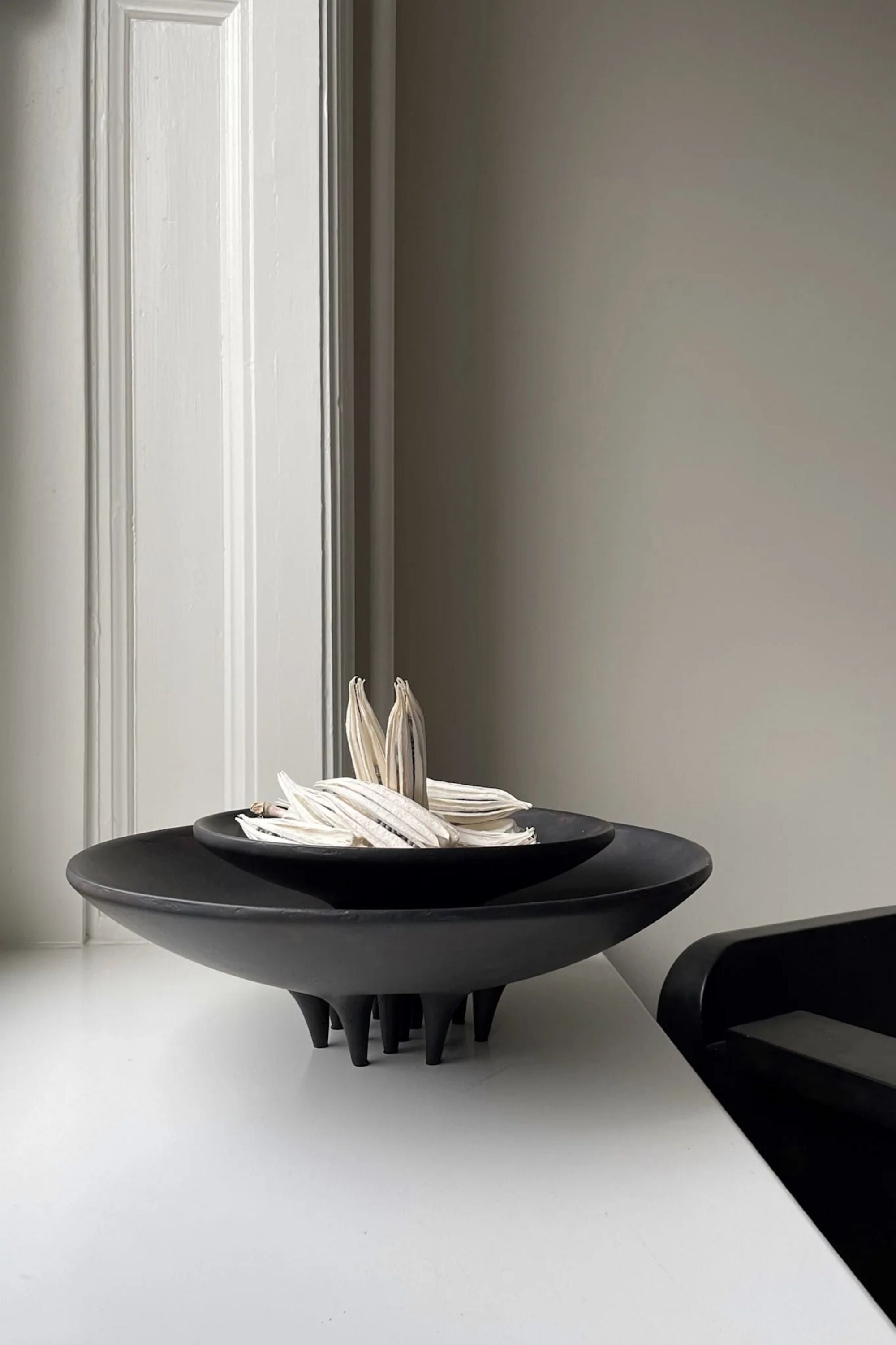 Medusa tál kávészínű