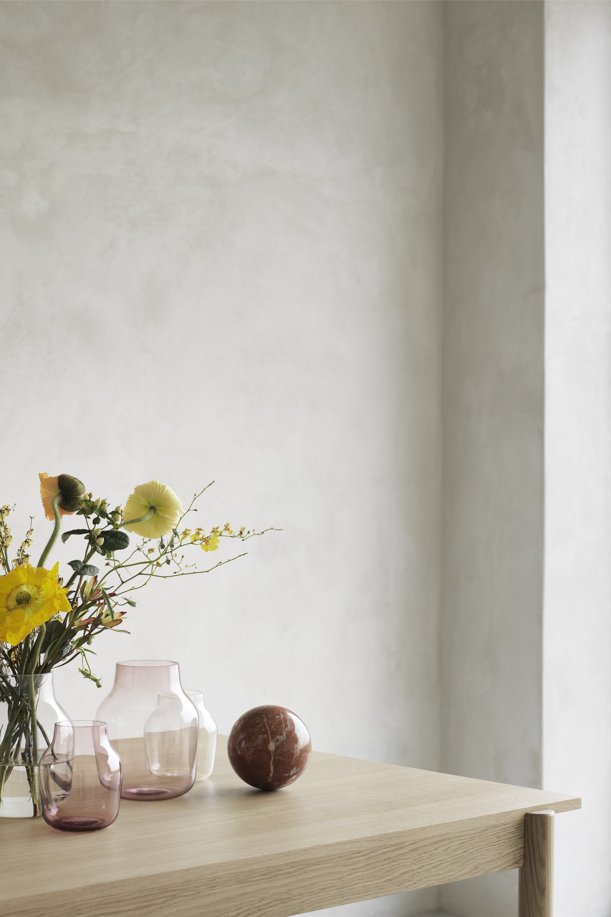 Linear Wood Table Oak