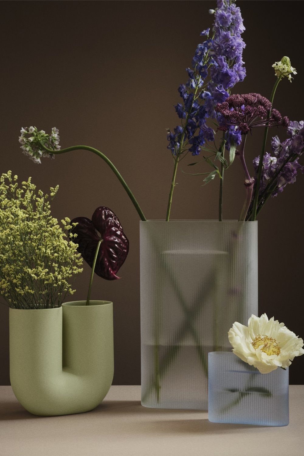 Ridge halványkék üveg váza 16,5 cm