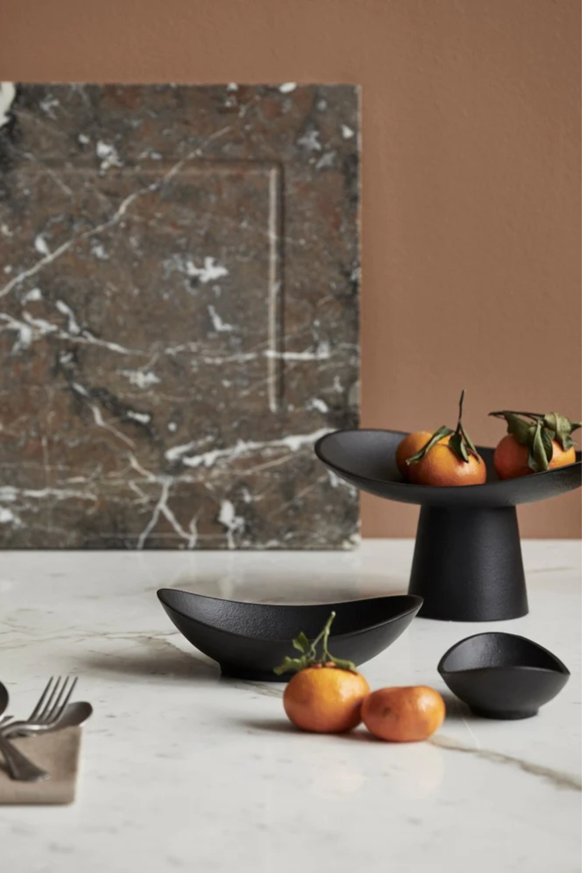 Kepel tál M, fekete