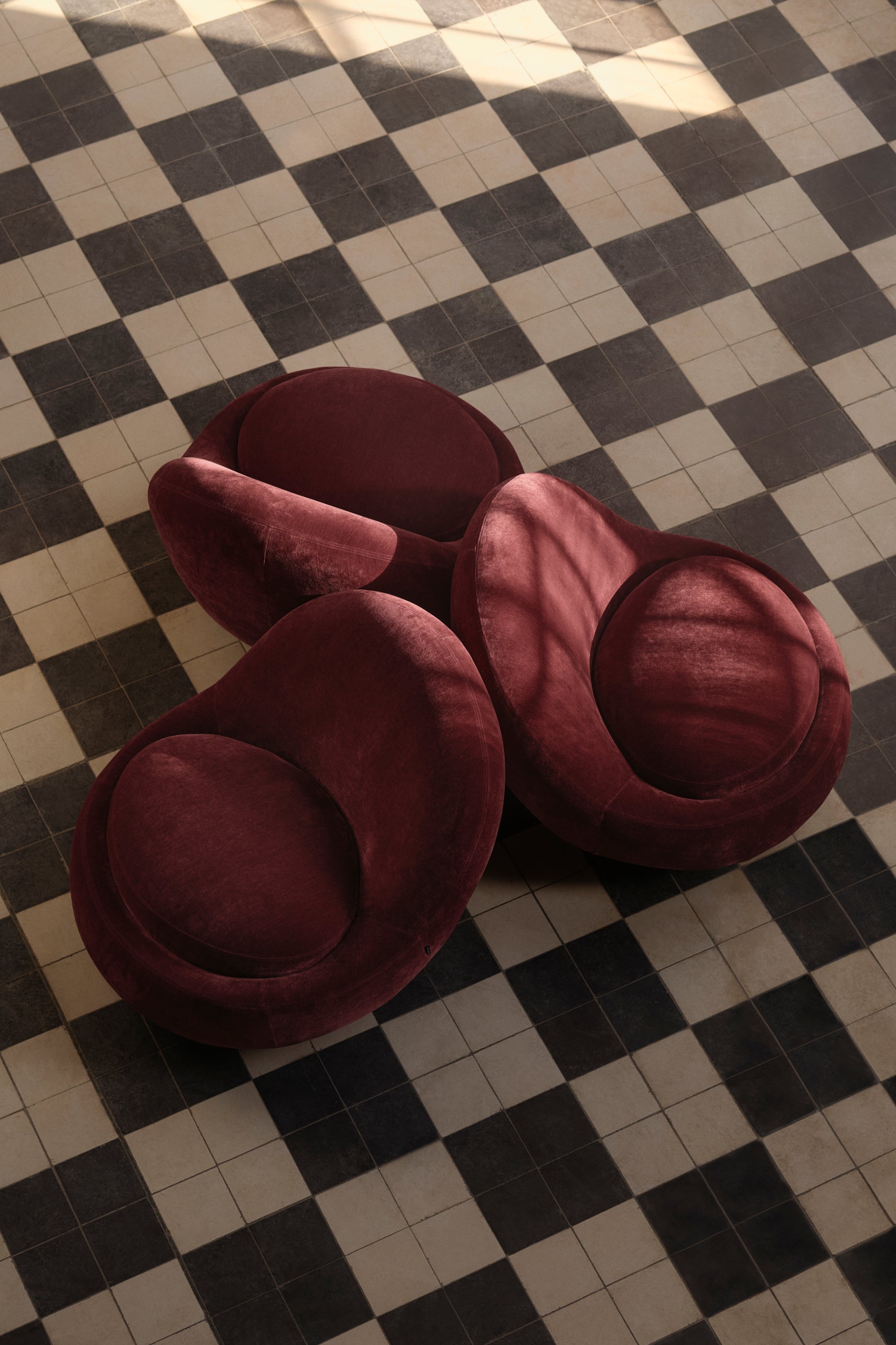 Babette Moss Burgundy forgó fotel