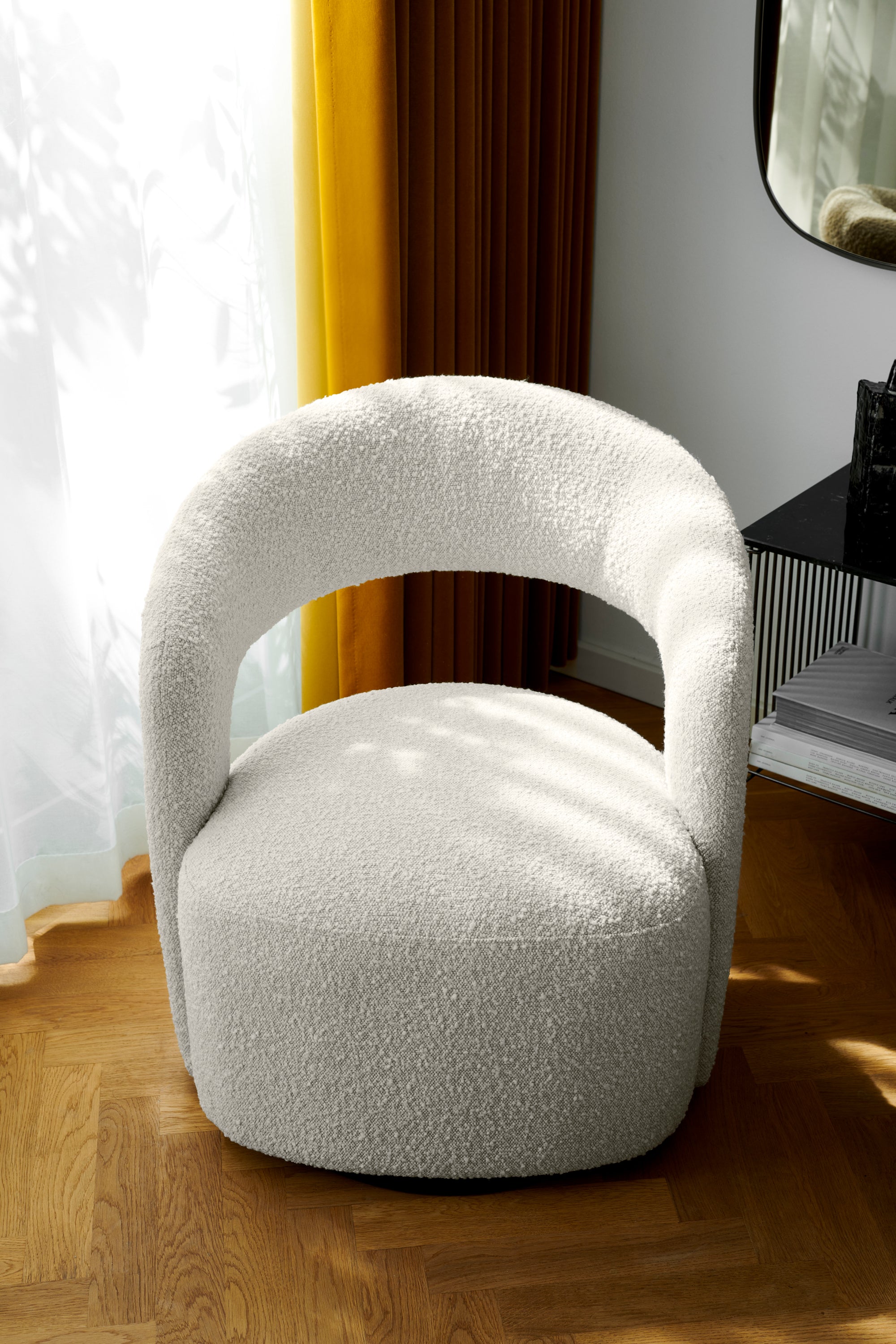 Judi Maya Cream lounge chair