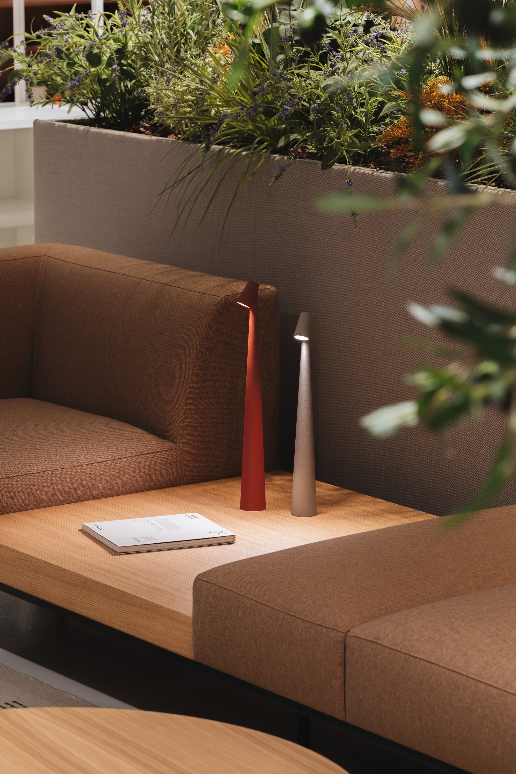 Africa 5580 sötét terracotta tölthető lámpa