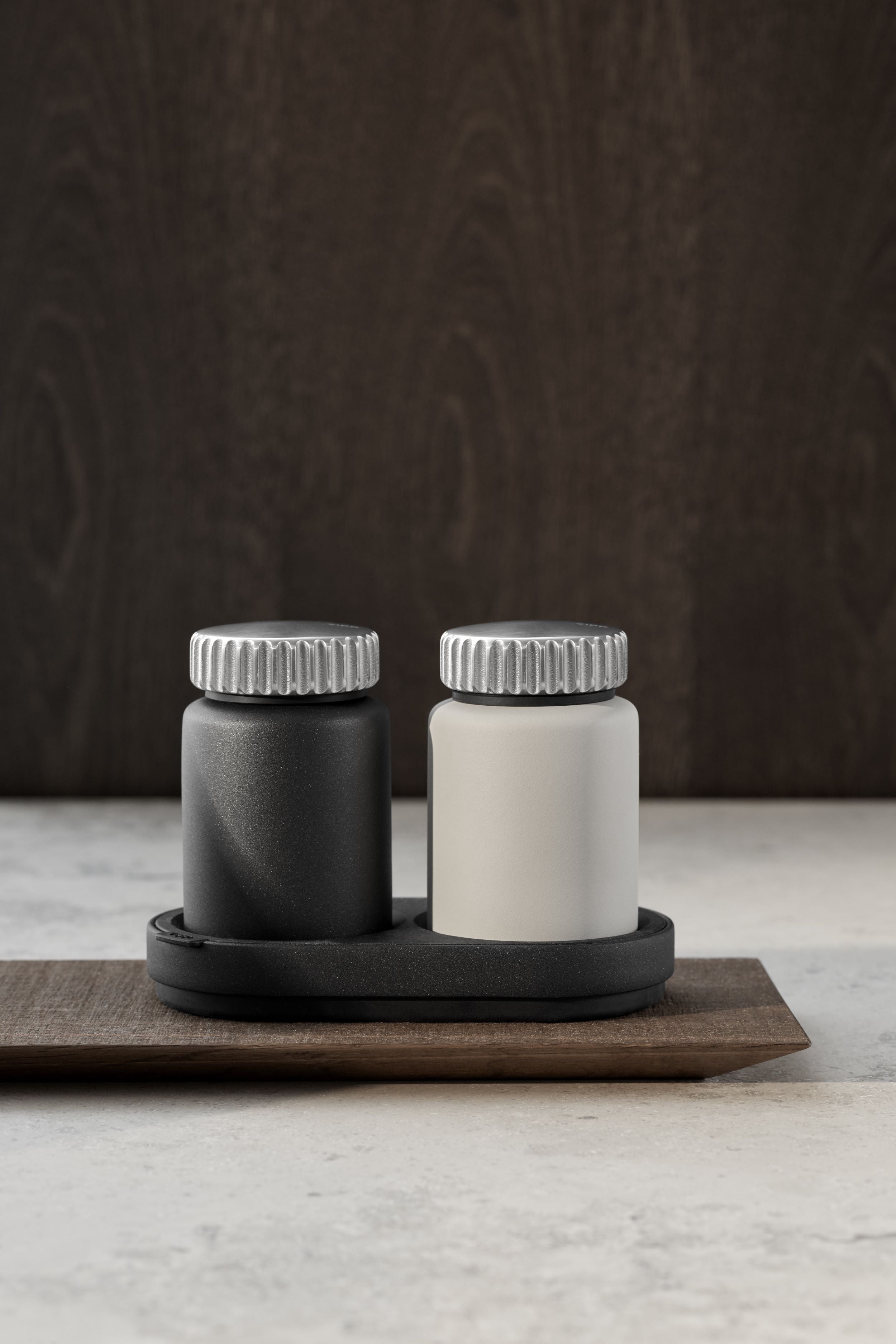 VIPP263 Salt and Pepper Grinder Beige | Vipp | Home of Solinfo