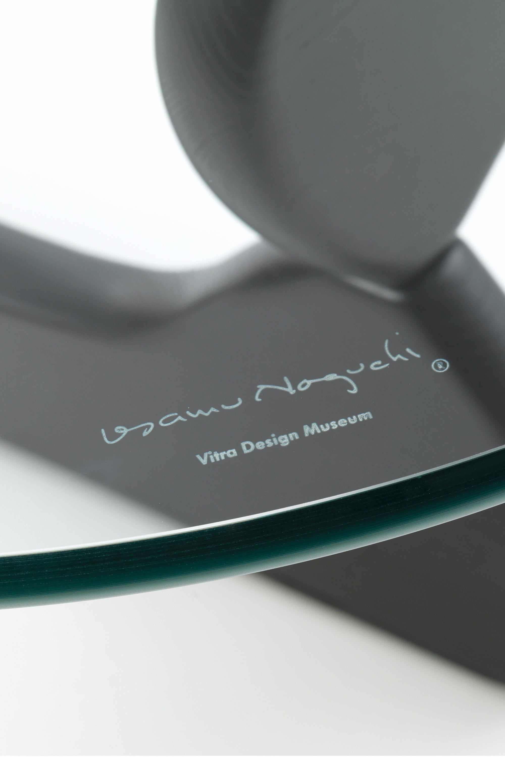 Noguchi Coffe Table Black Ash