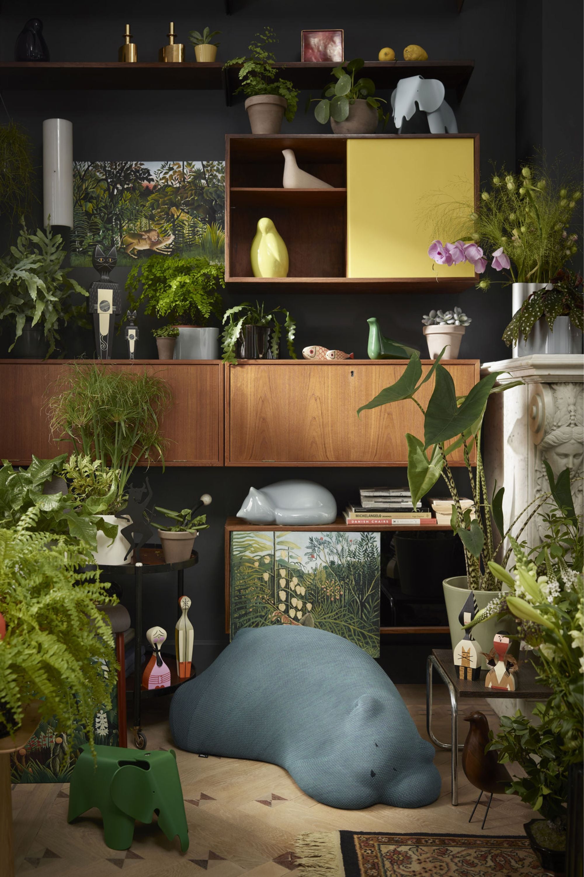 Eames Elephant Small Emerald RE