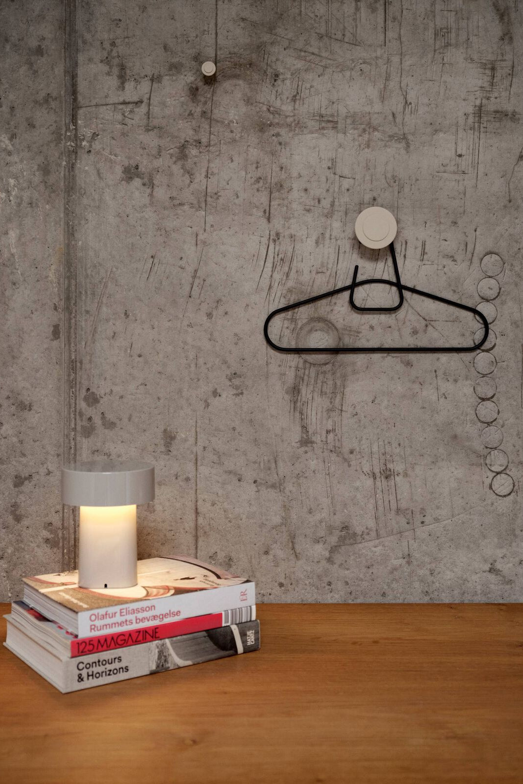 Zone A-hanger Soft Grey Hanger 2 pcs | Zone Denmark | Home of Solinfo