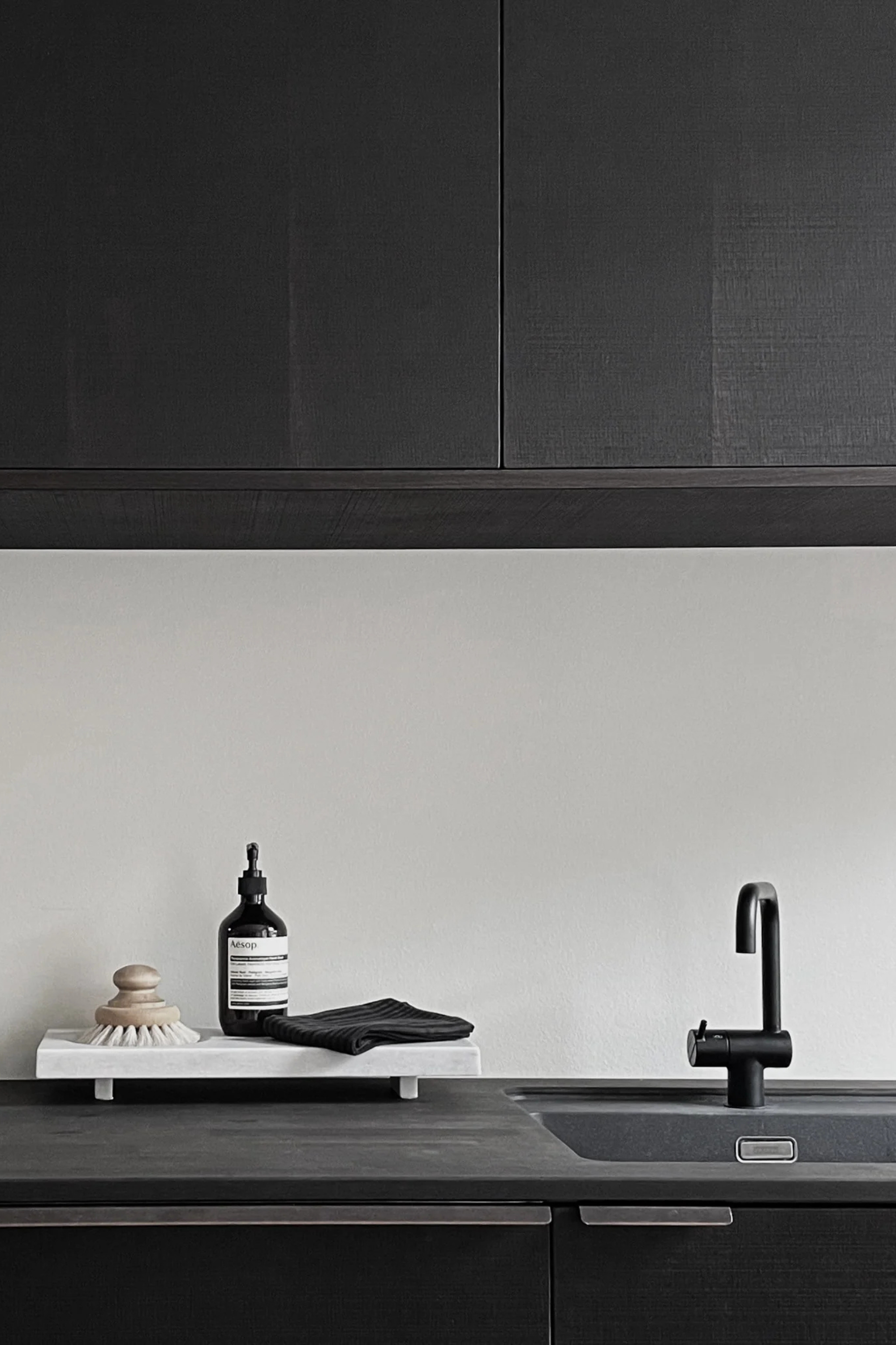 Oka Tray - Marble