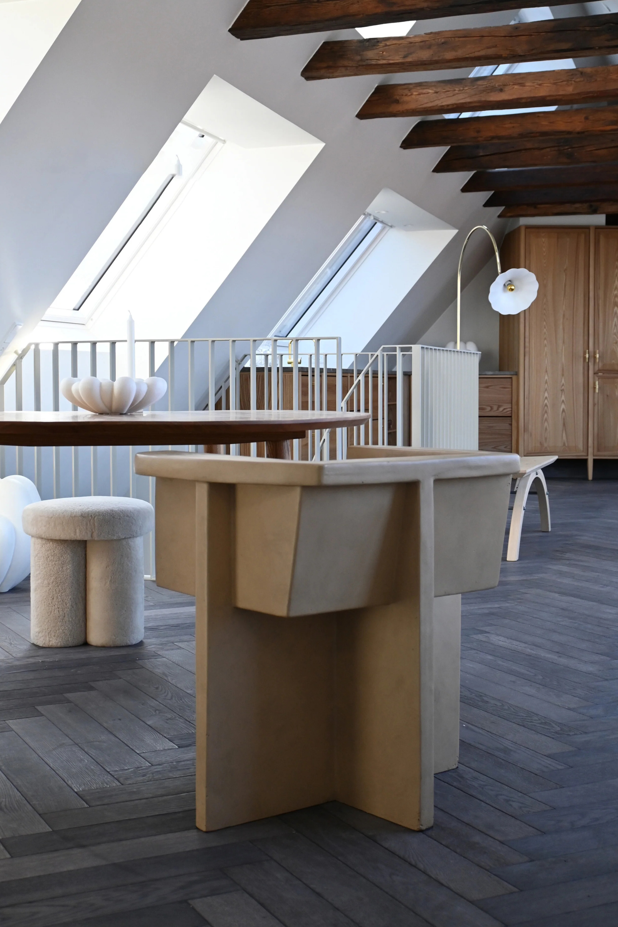 Bloom Tálca, közepes, csontfehér