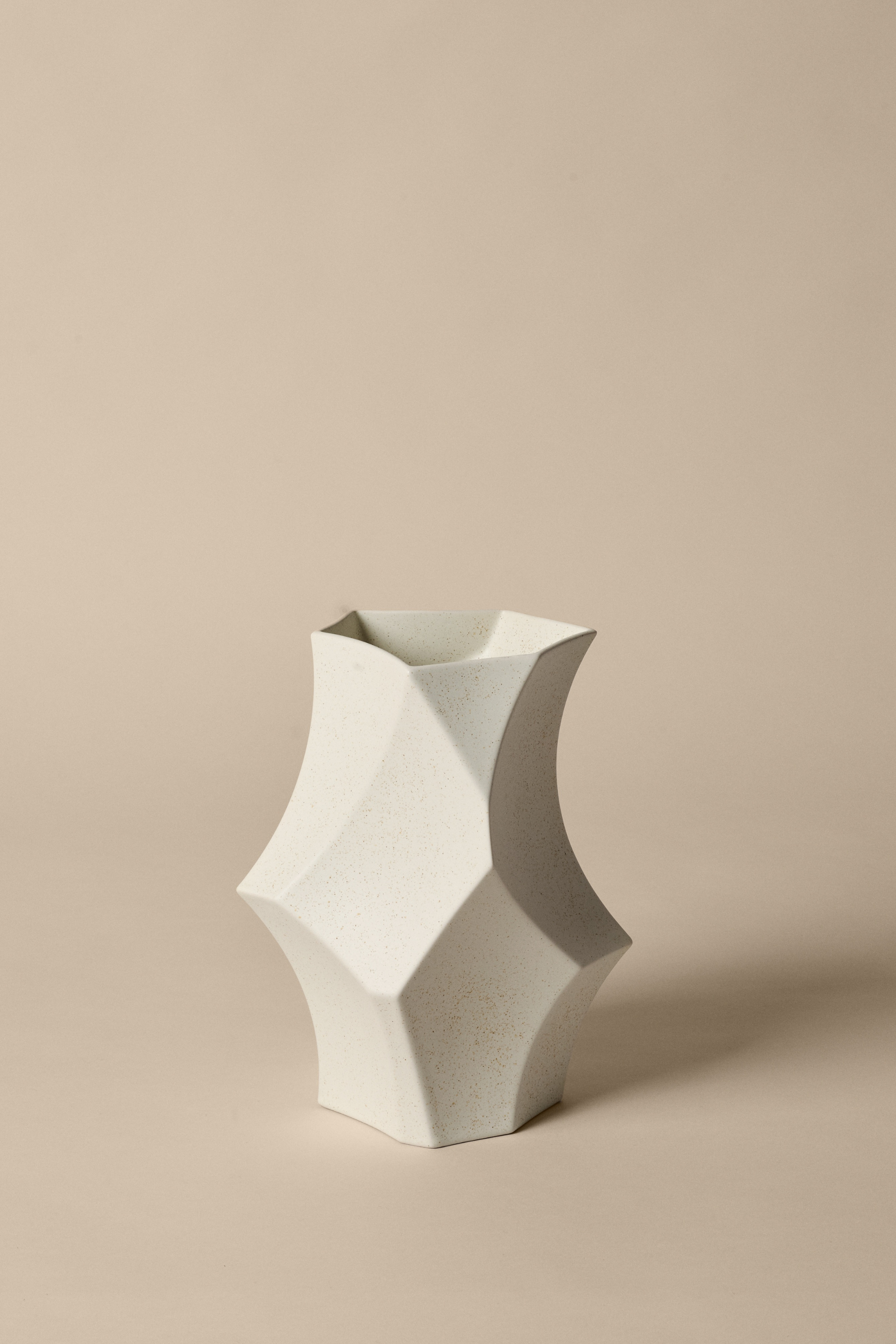 Cueva Vase Small Off-White