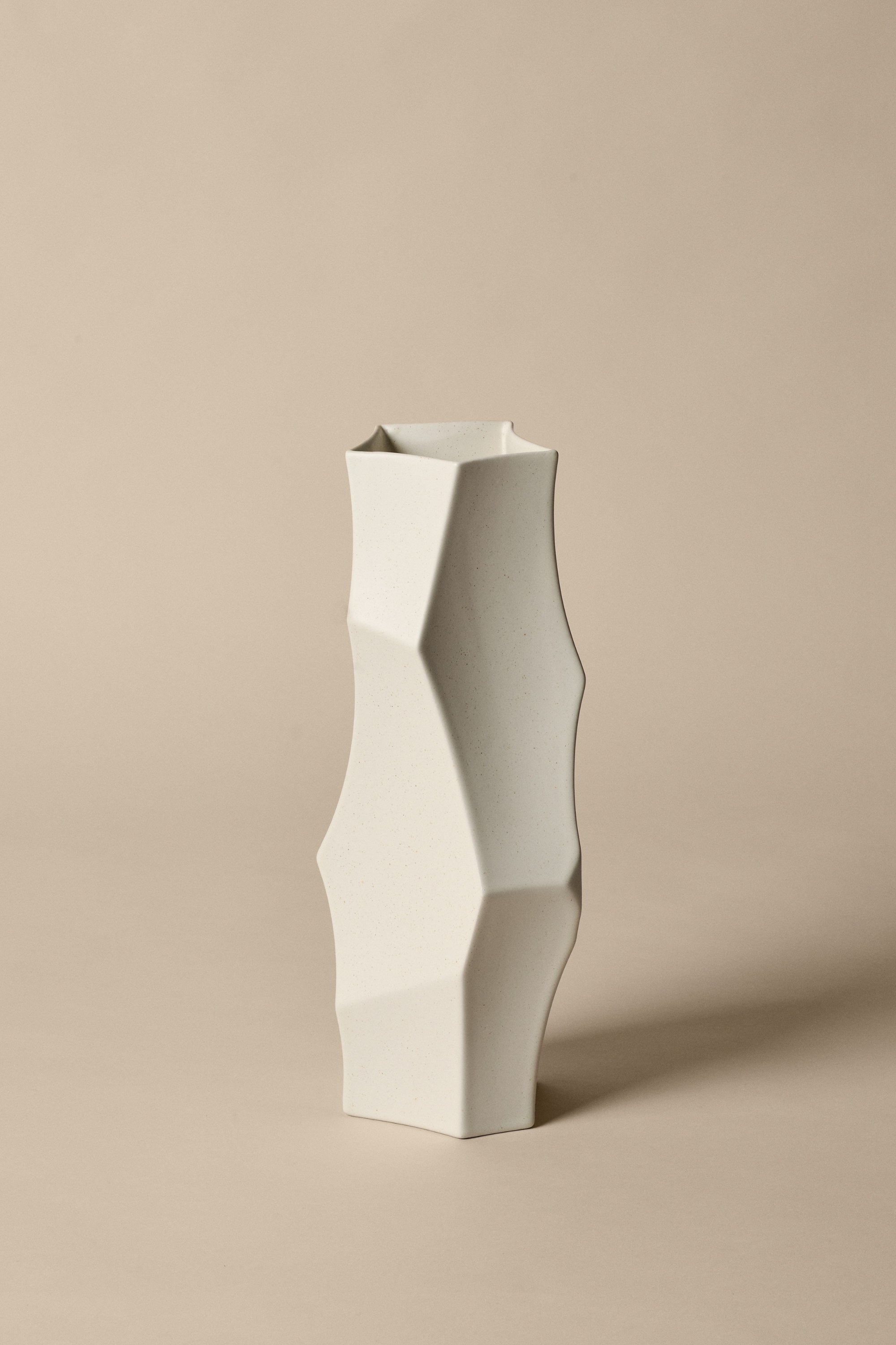 Cueva Vase Large Off-White