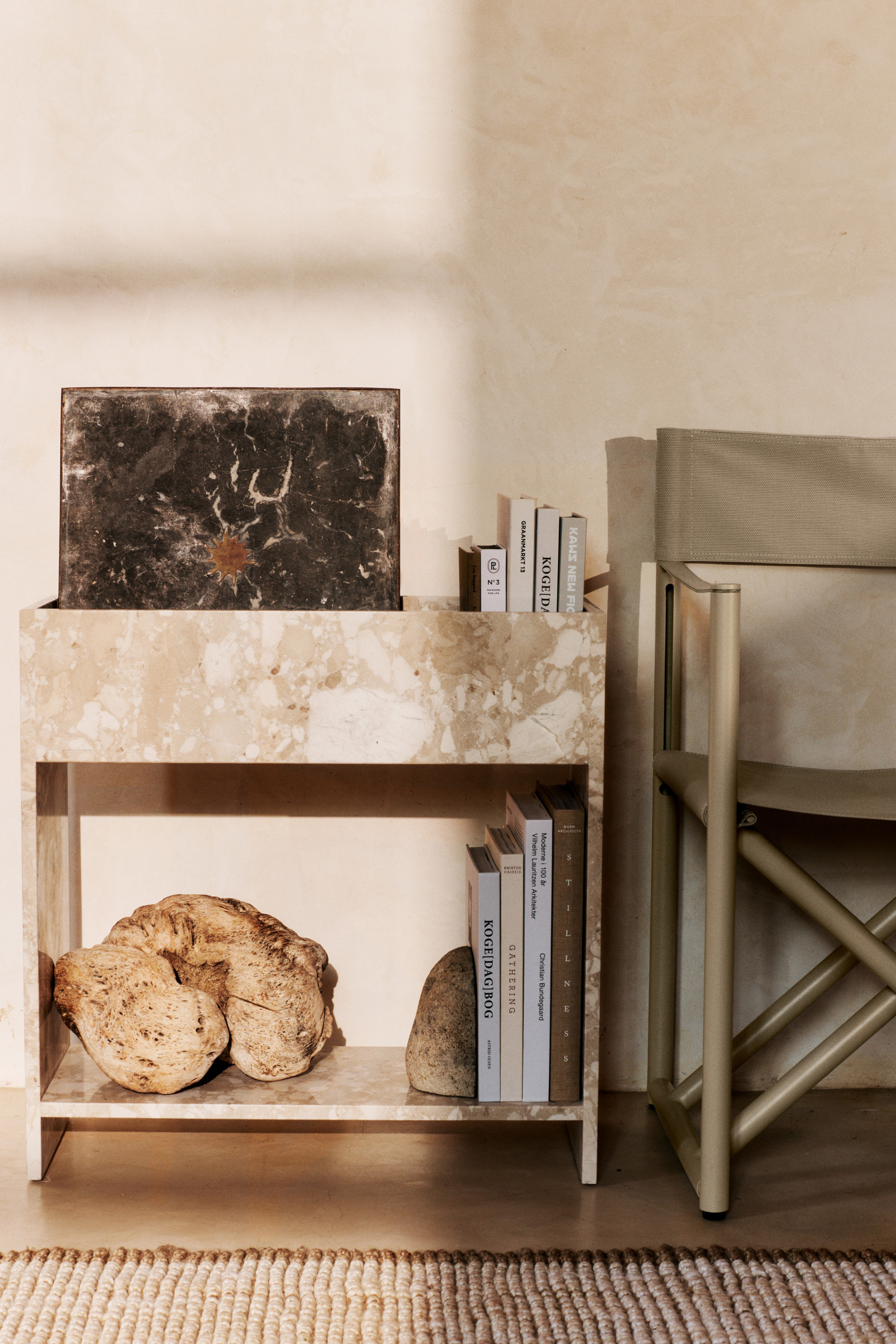 Stone Plant Box with Shelf Sand