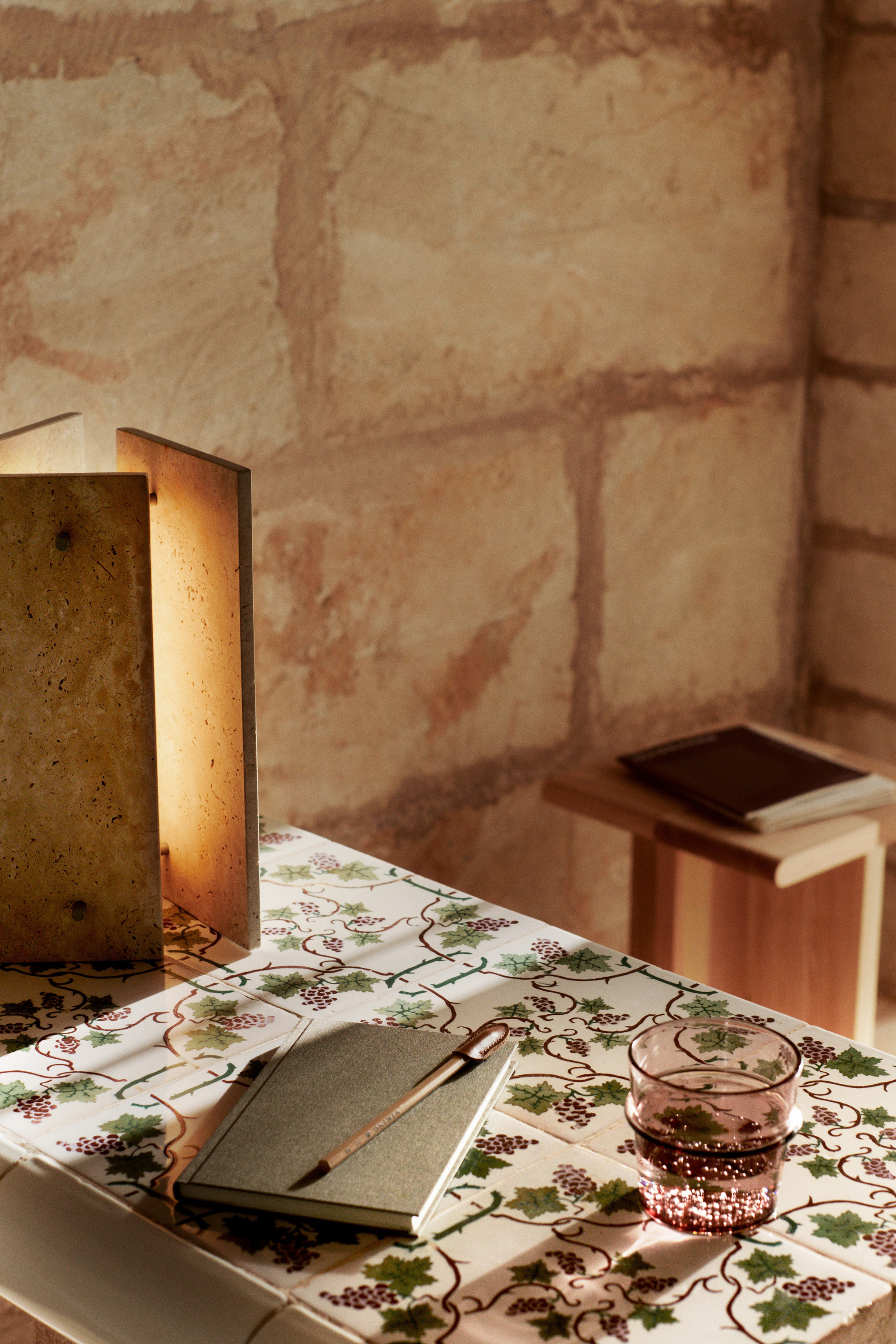 Oeste Table Lamp Sand