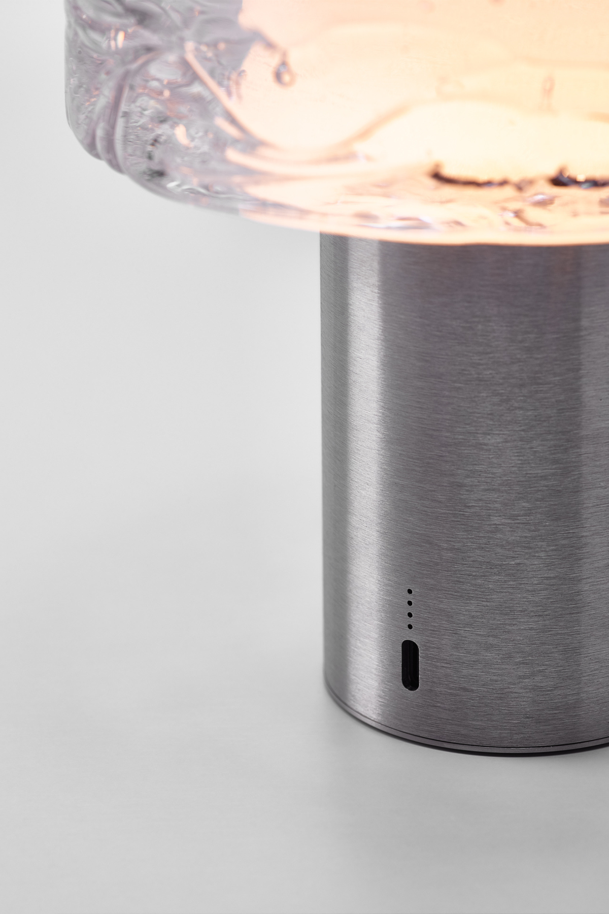 Ollo Brushed Silver Tölthető Lámpa