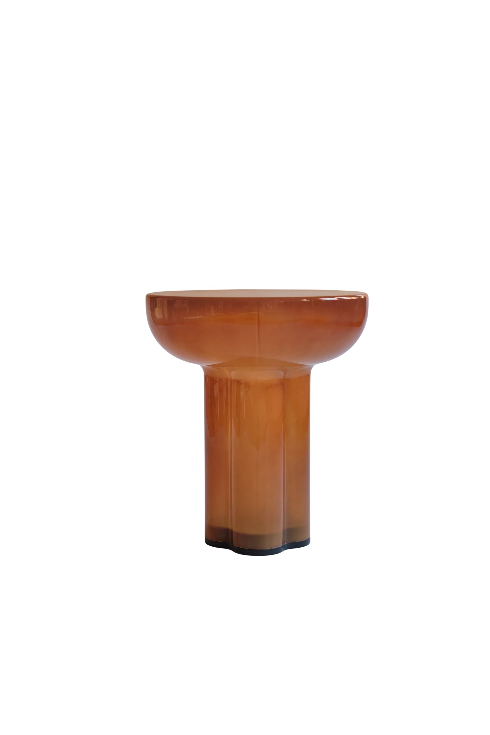 Crown Tall Table karamell