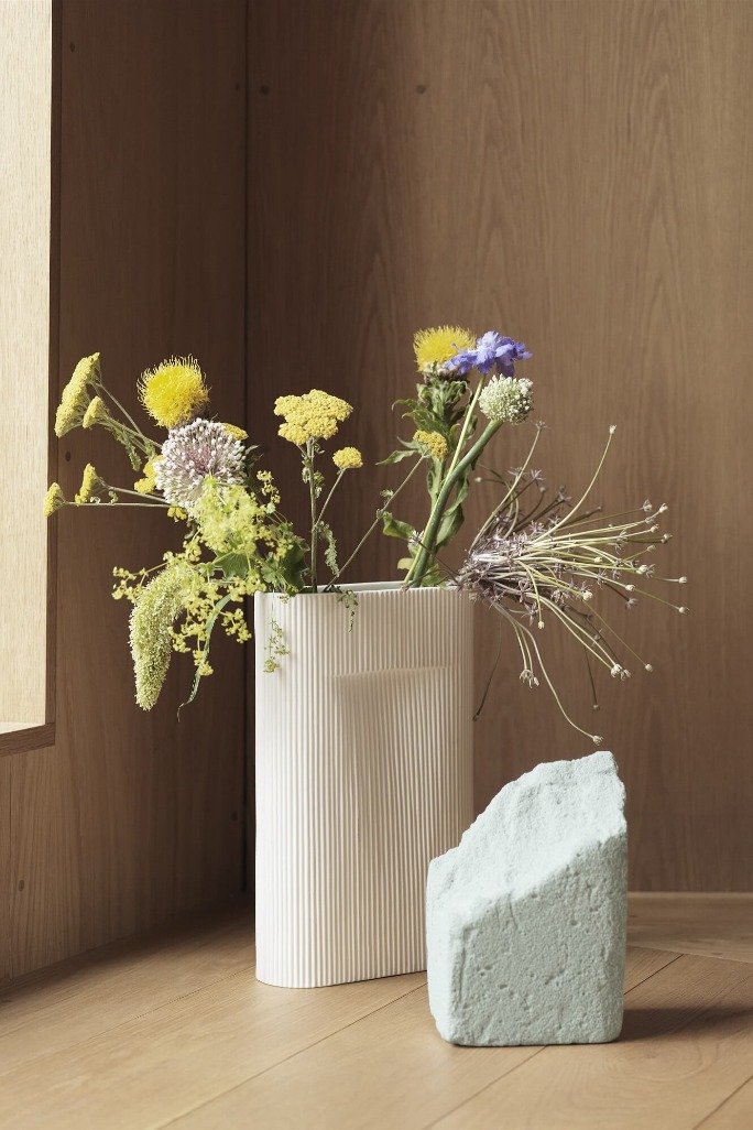 Ridge törtfehér váza 35 cm