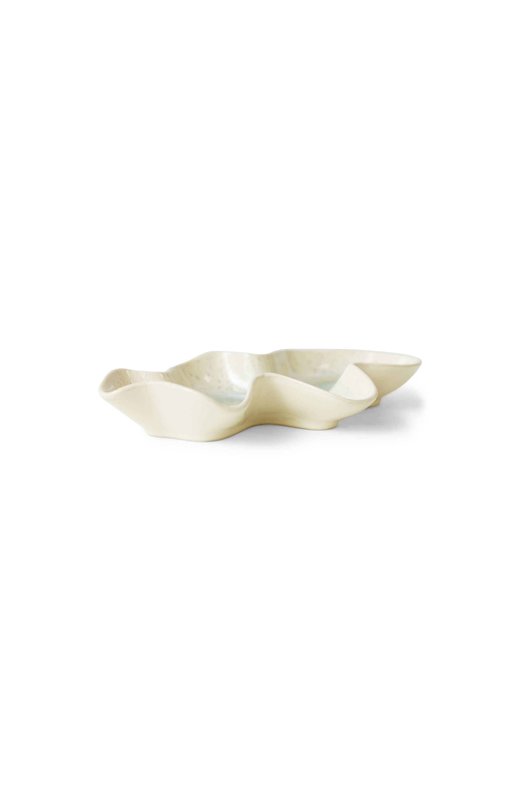 Shell serving bowl oyster