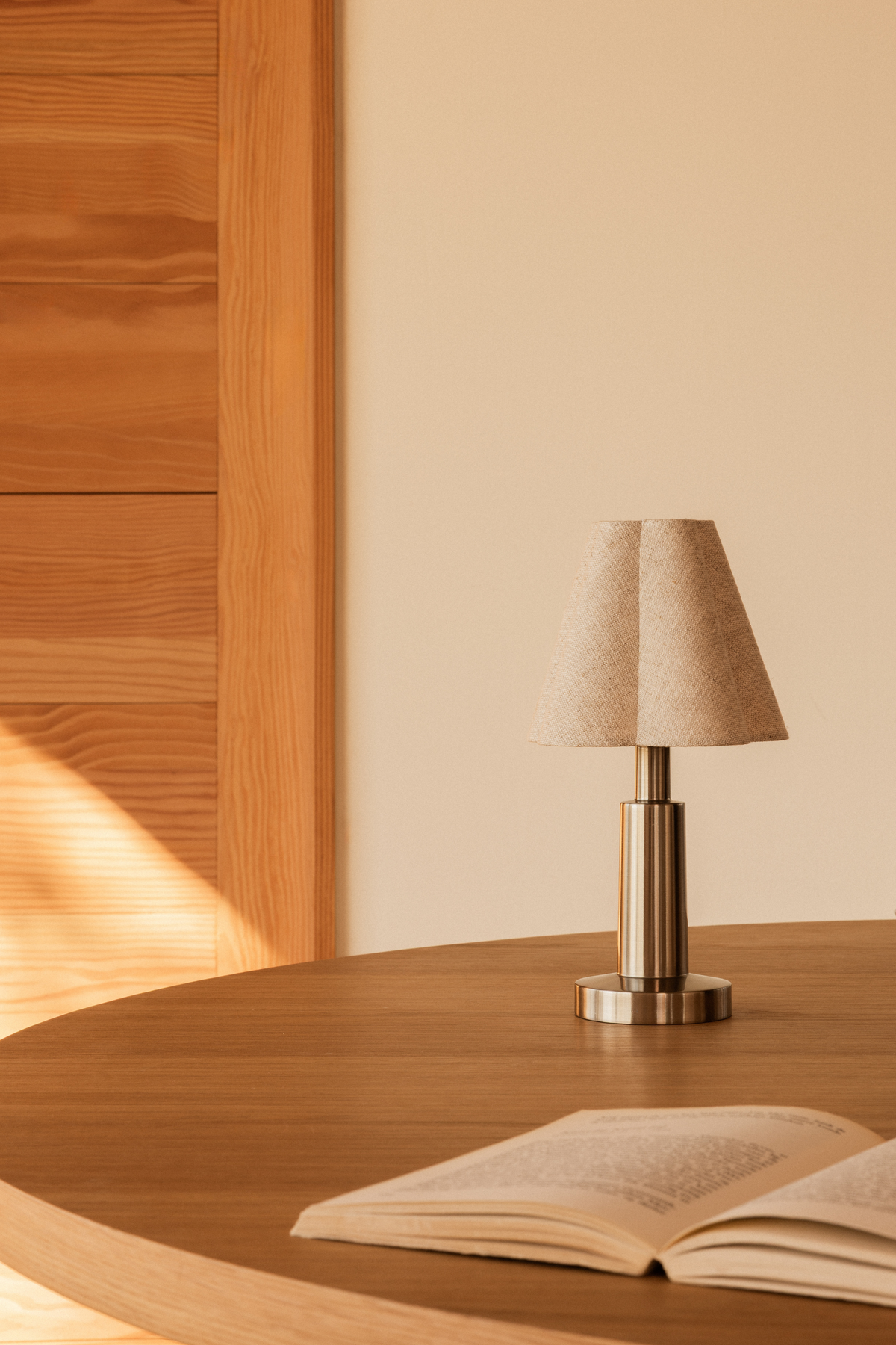 Admiral Portable Lamp