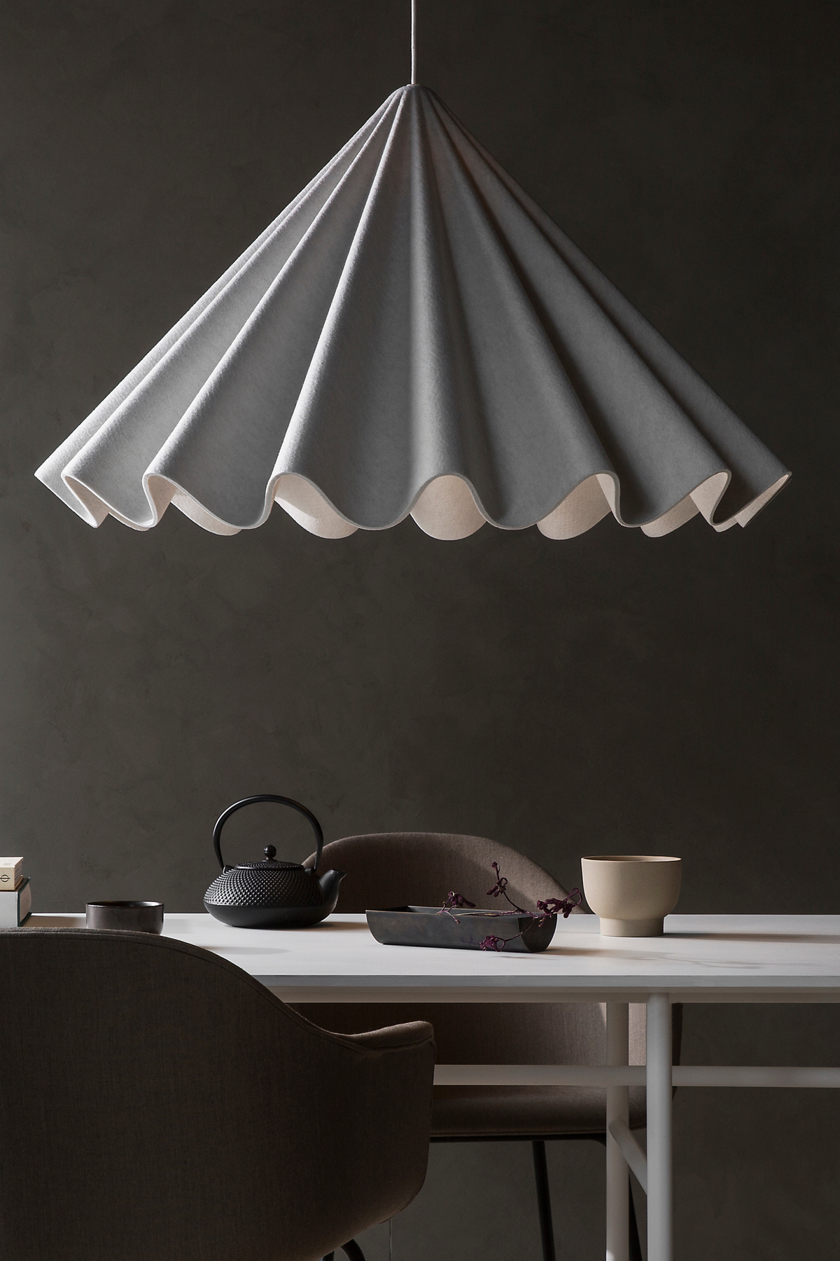 Dancing Pendant Lamp, medium