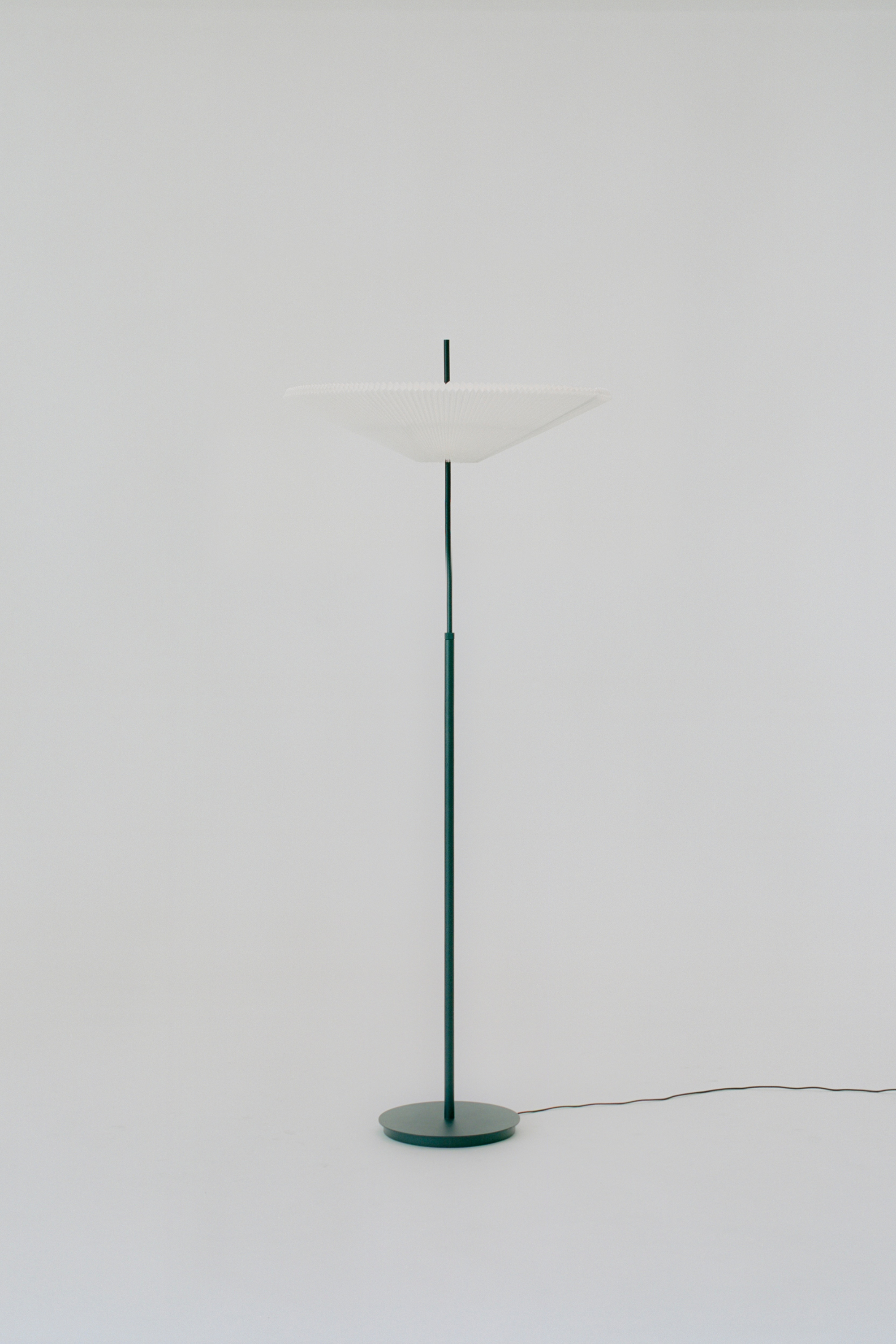 Nebra floor lamp